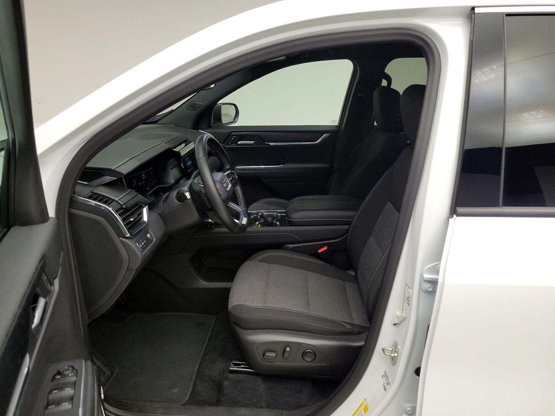 Thumbnail: 2025 GMC Acadia - 11