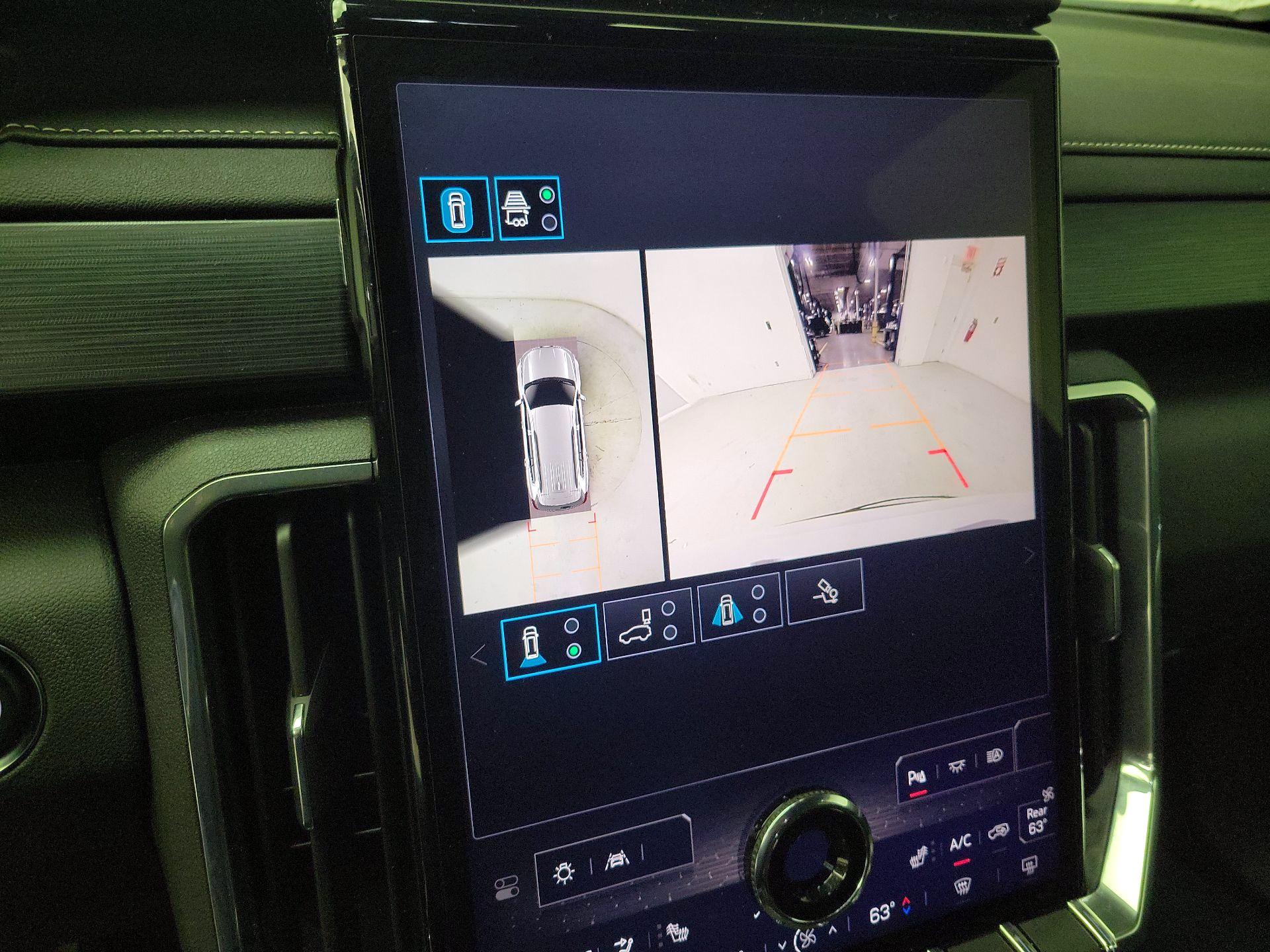 Thumbnail: 2025 GMC Acadia - 15