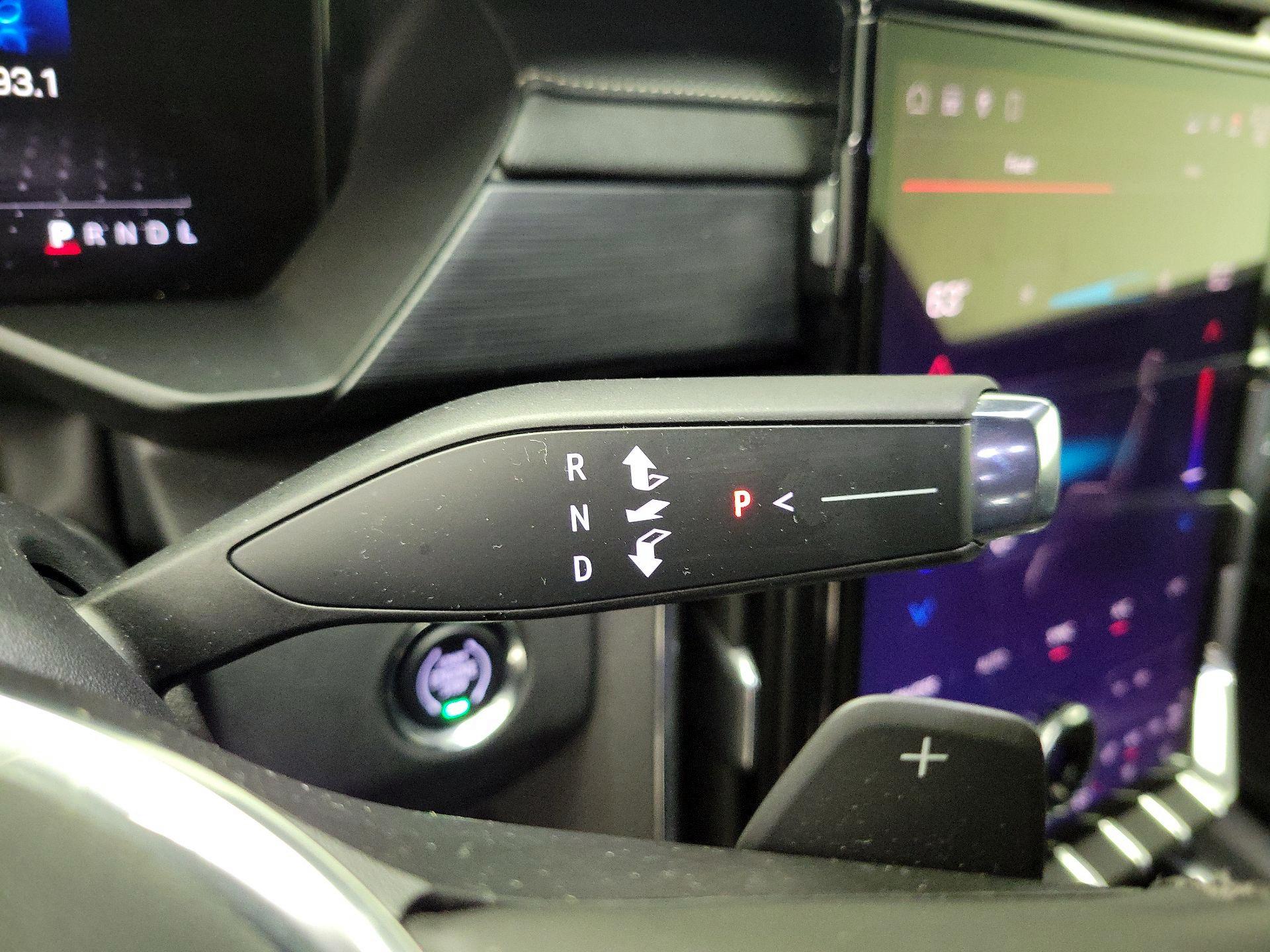 Thumbnail: 2025 GMC Acadia - 18