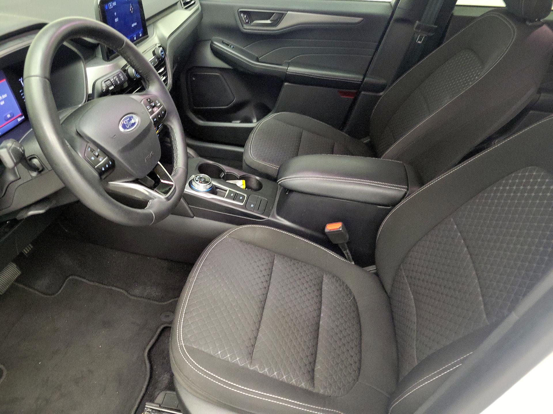 Thumbnail: 2023 Ford Escape - 11