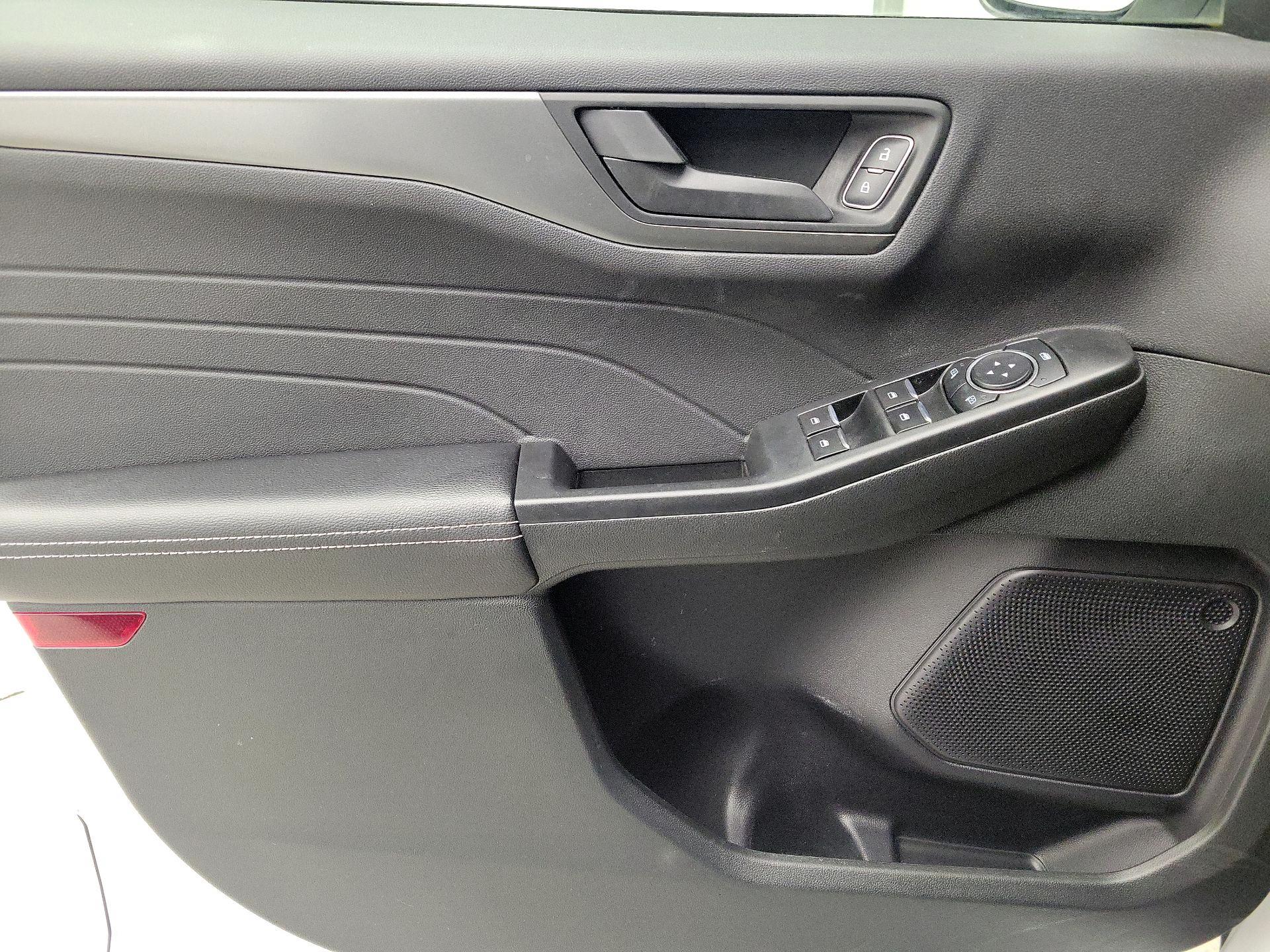 Thumbnail: 2023 Ford Escape - 12