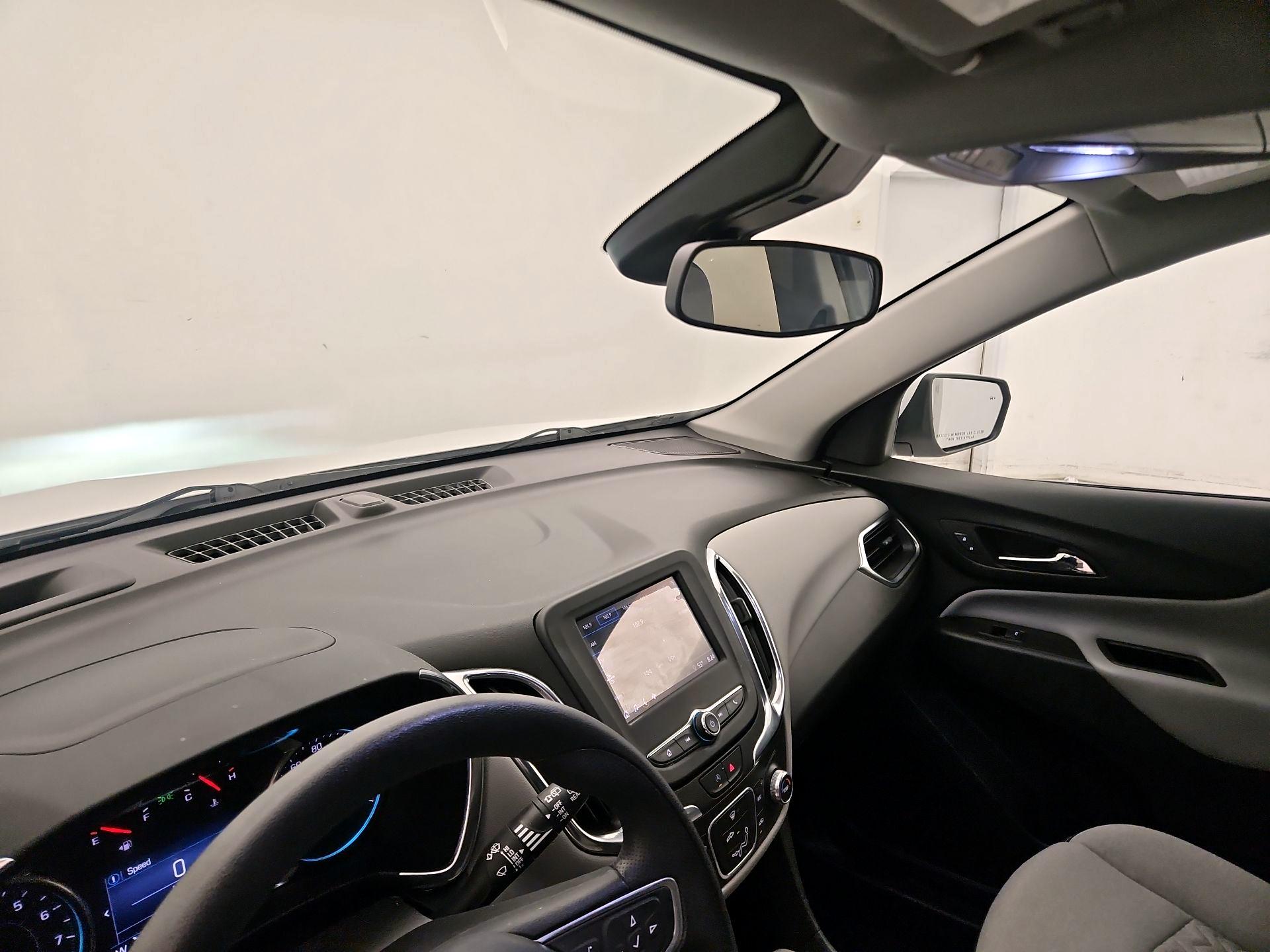 Thumbnail: 2022 Chevrolet Equinox - 9