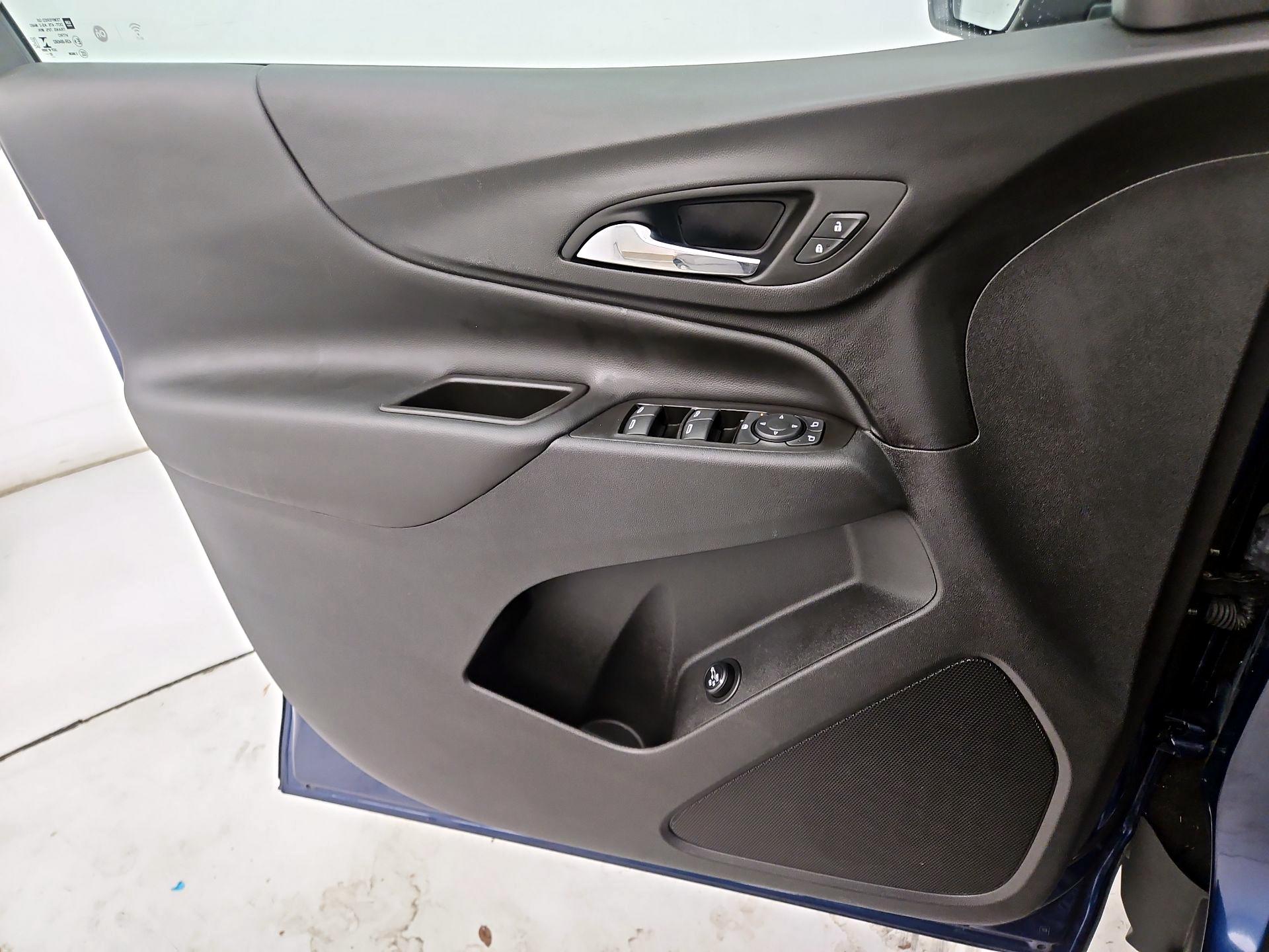 Thumbnail: 2023 Chevrolet Equinox - 12