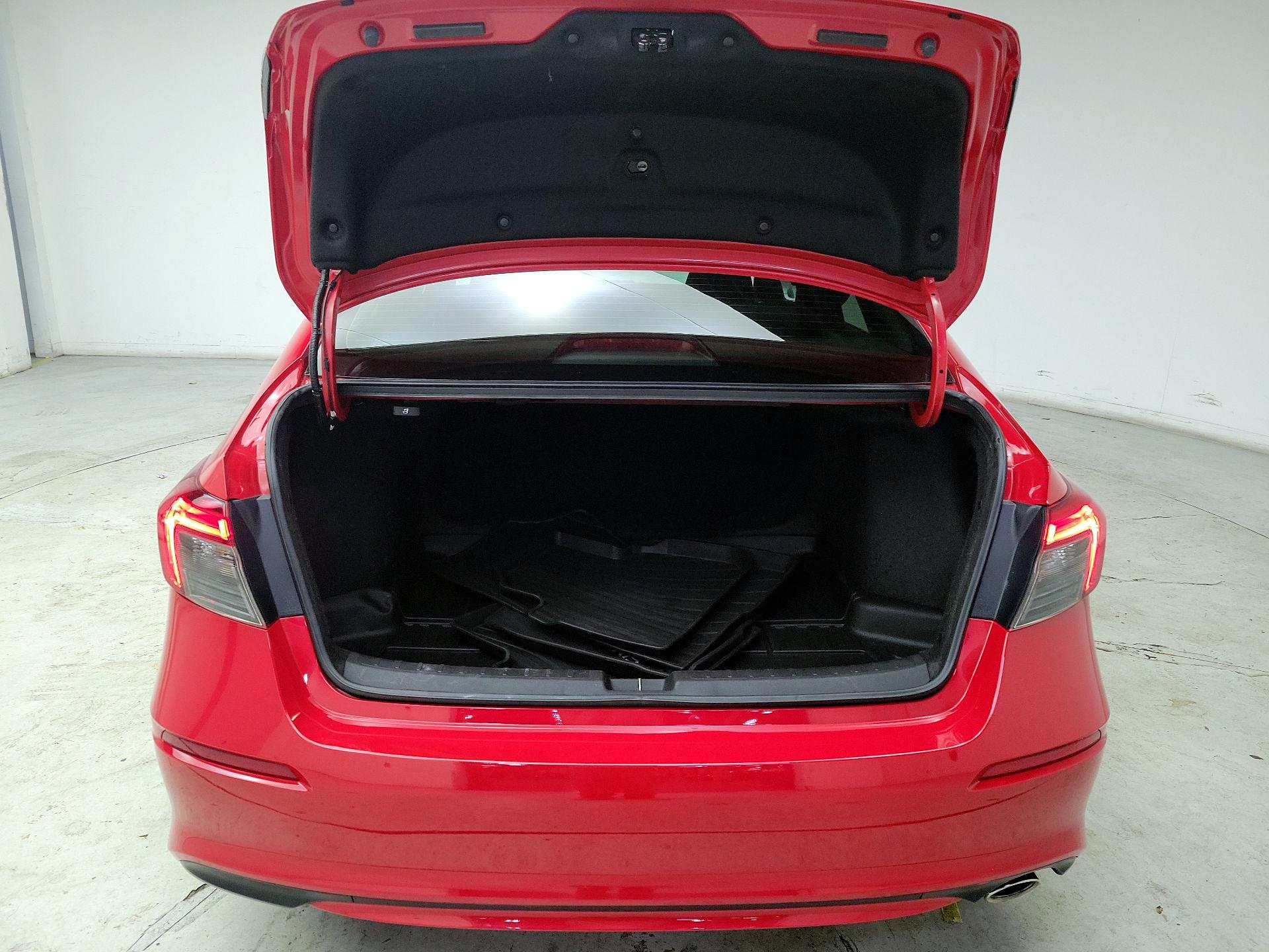 Thumbnail: 2024 Honda Civic - 20