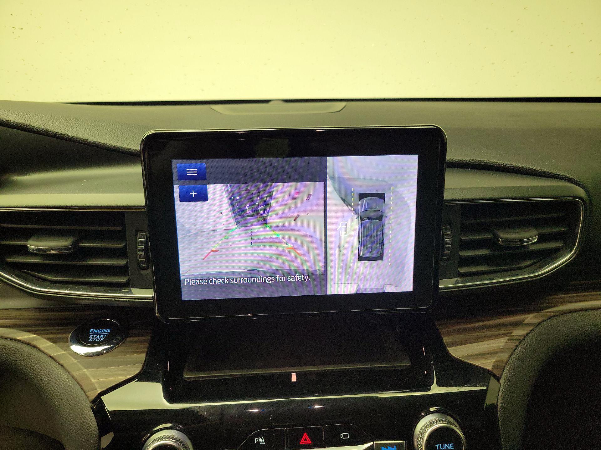 Thumbnail: 2022 Ford Explorer - 15