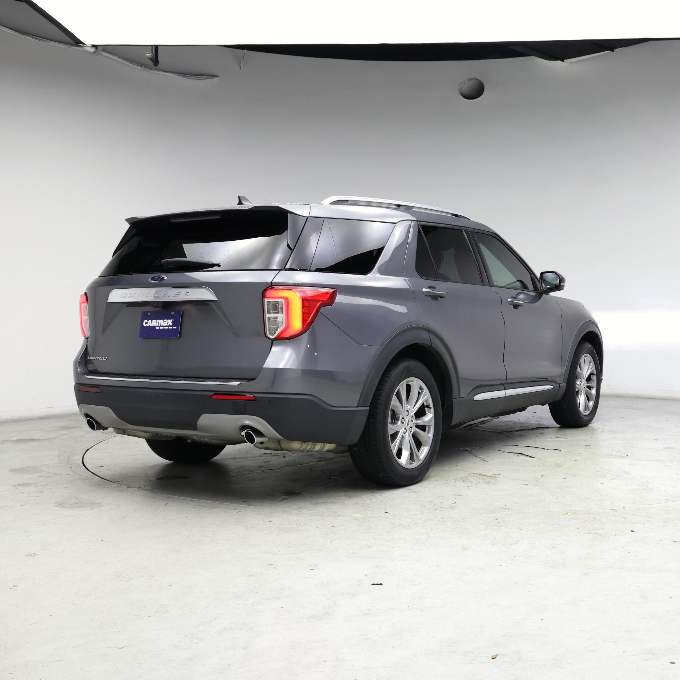 Thumbnail: 2022 Ford Explorer - 8