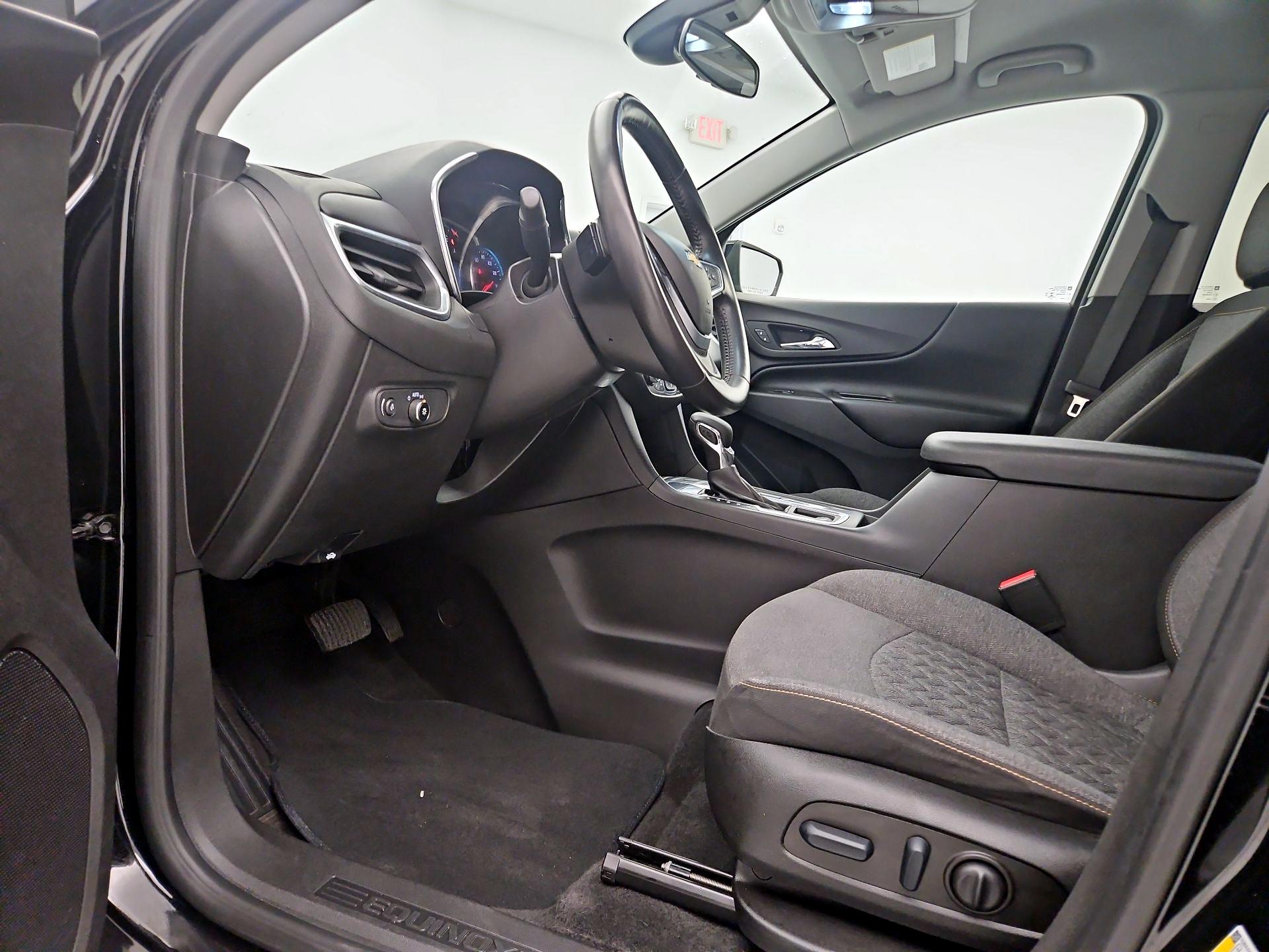 Thumbnail: 2022 Chevrolet Equinox - 11