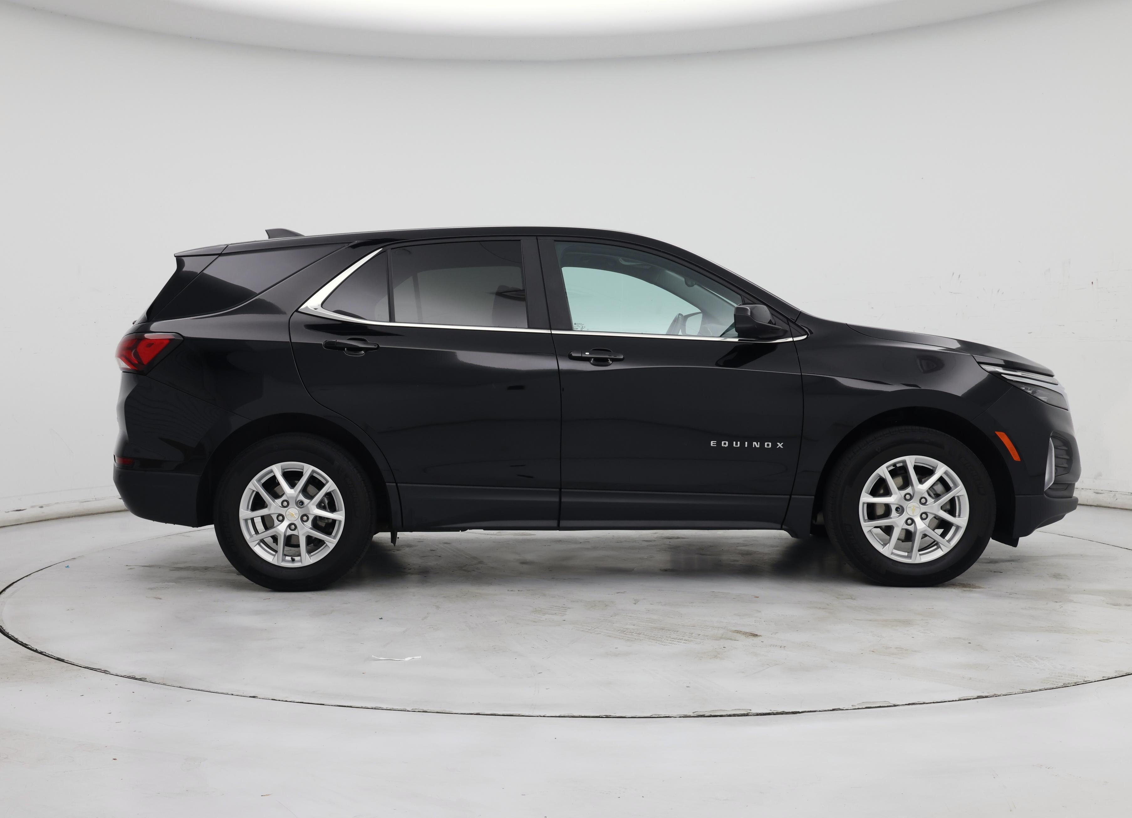 Thumbnail: 2022 Chevrolet Equinox - 7