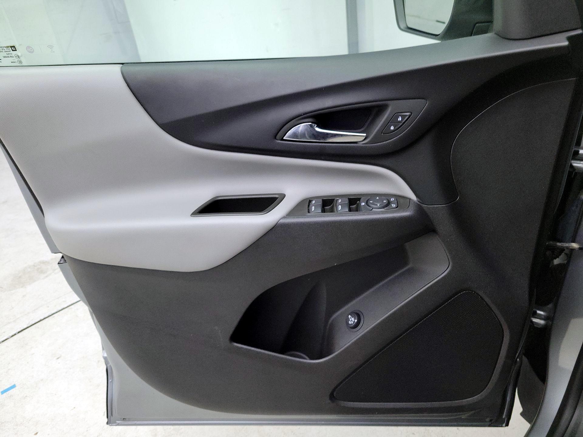 Thumbnail: 2024 Chevrolet Equinox - 12