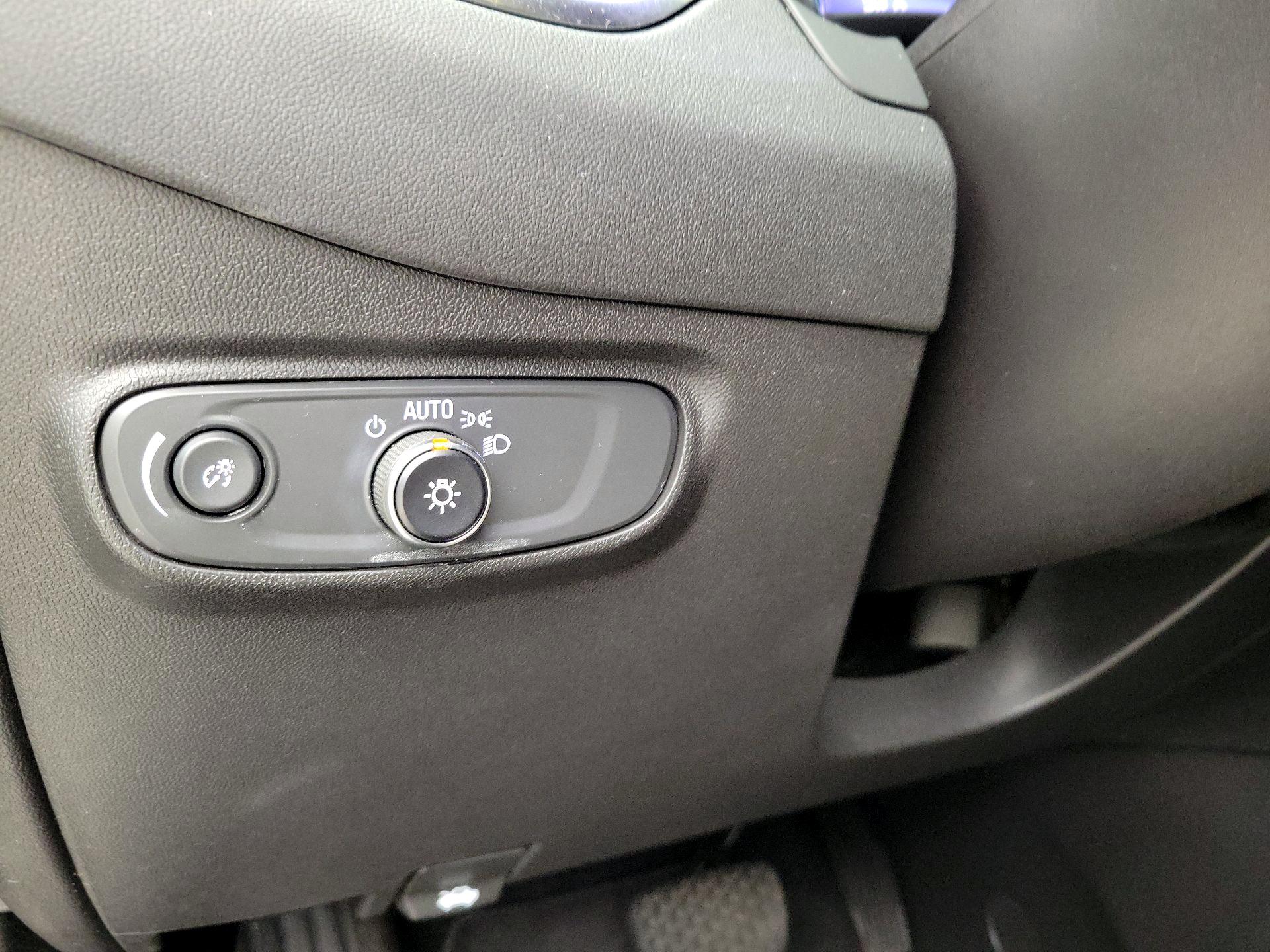 Thumbnail: 2024 Chevrolet Equinox - 13