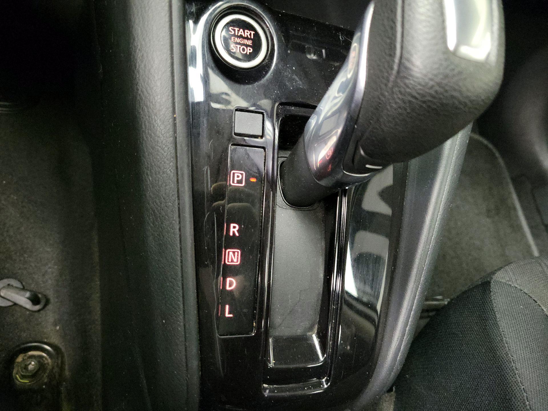 Thumbnail: 2022 Nissan Kicks - 17