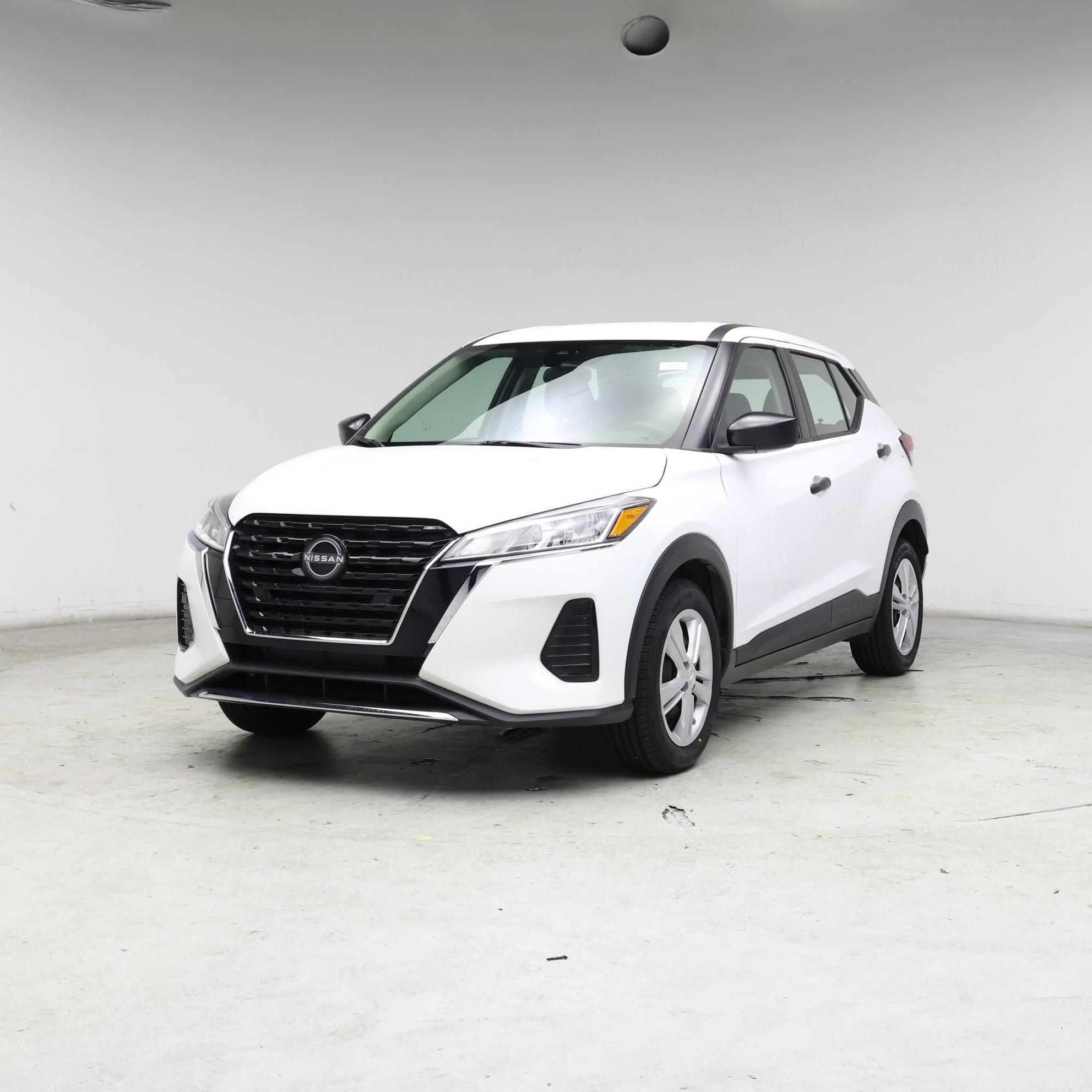 Thumbnail: 2022 Nissan Kicks - 4