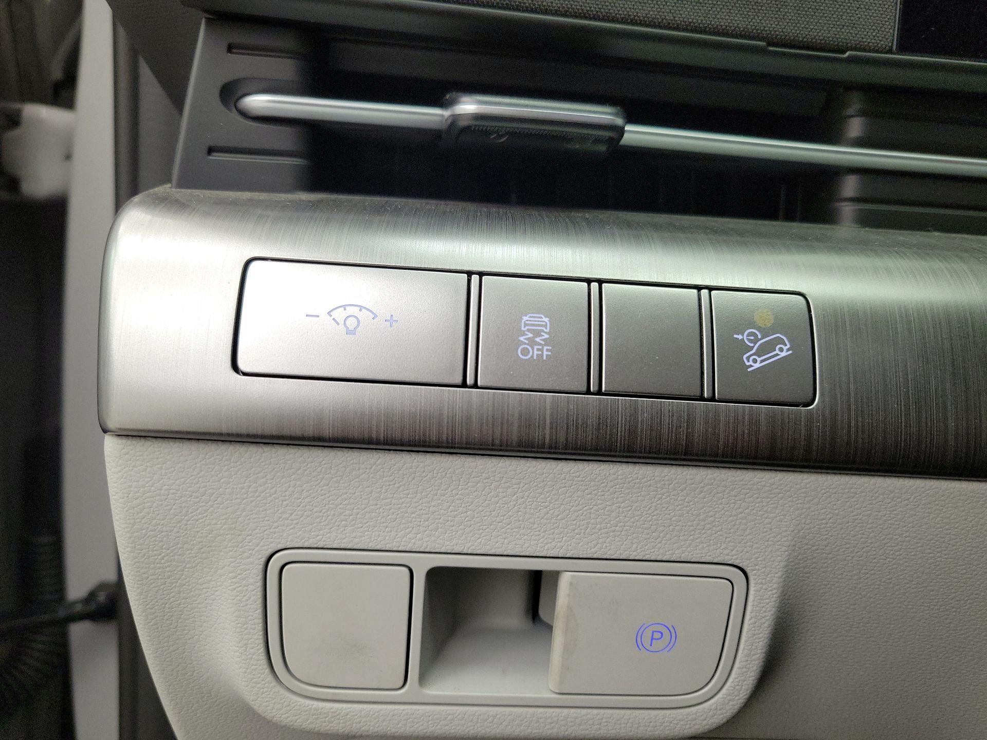 Thumbnail: 2024 Hyundai Kona - 13