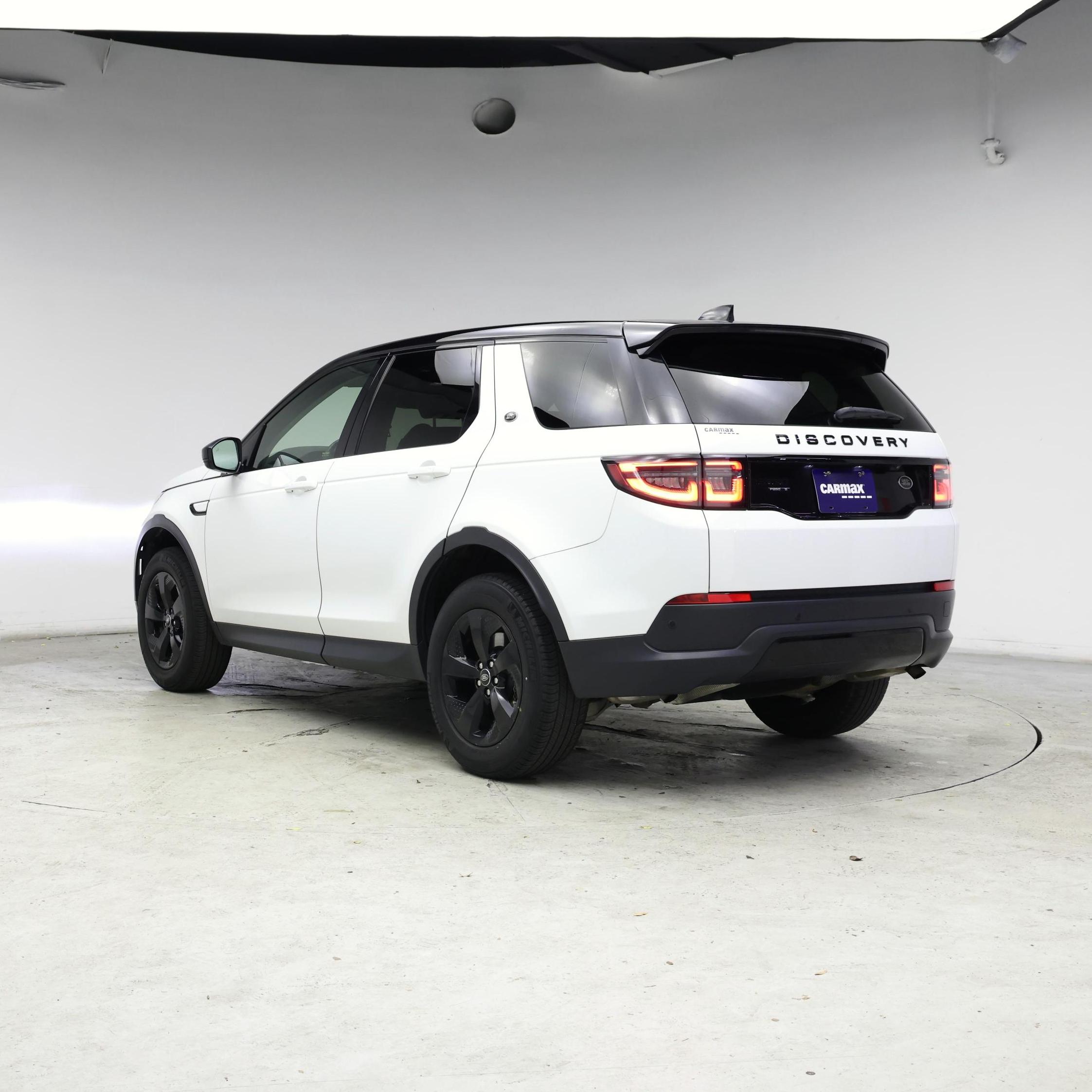 Thumbnail: 2020 Land Rover Discovery Sport - 2