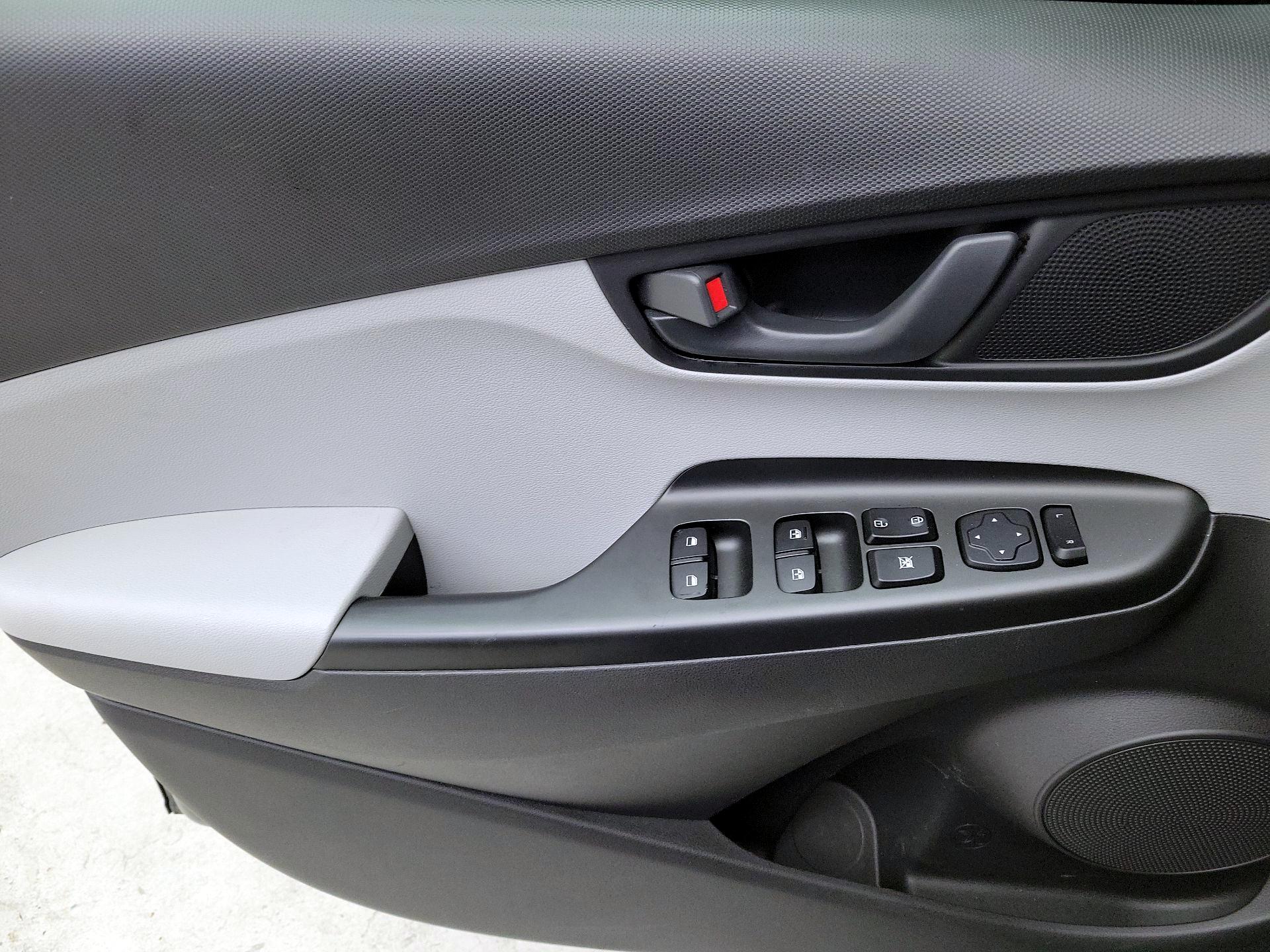 Thumbnail: 2023 Hyundai Kona - 12