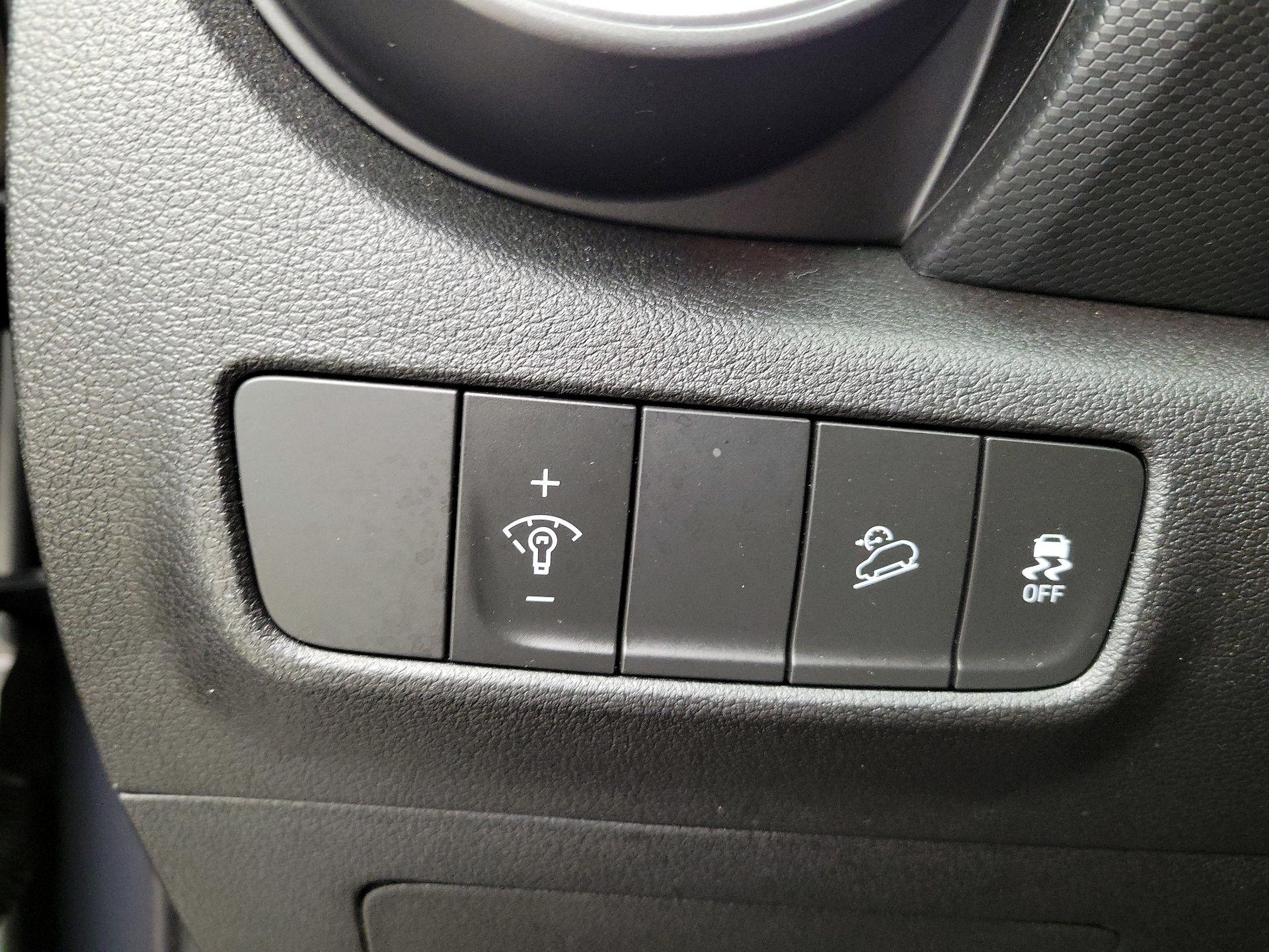 Thumbnail: 2023 Hyundai Kona - 13