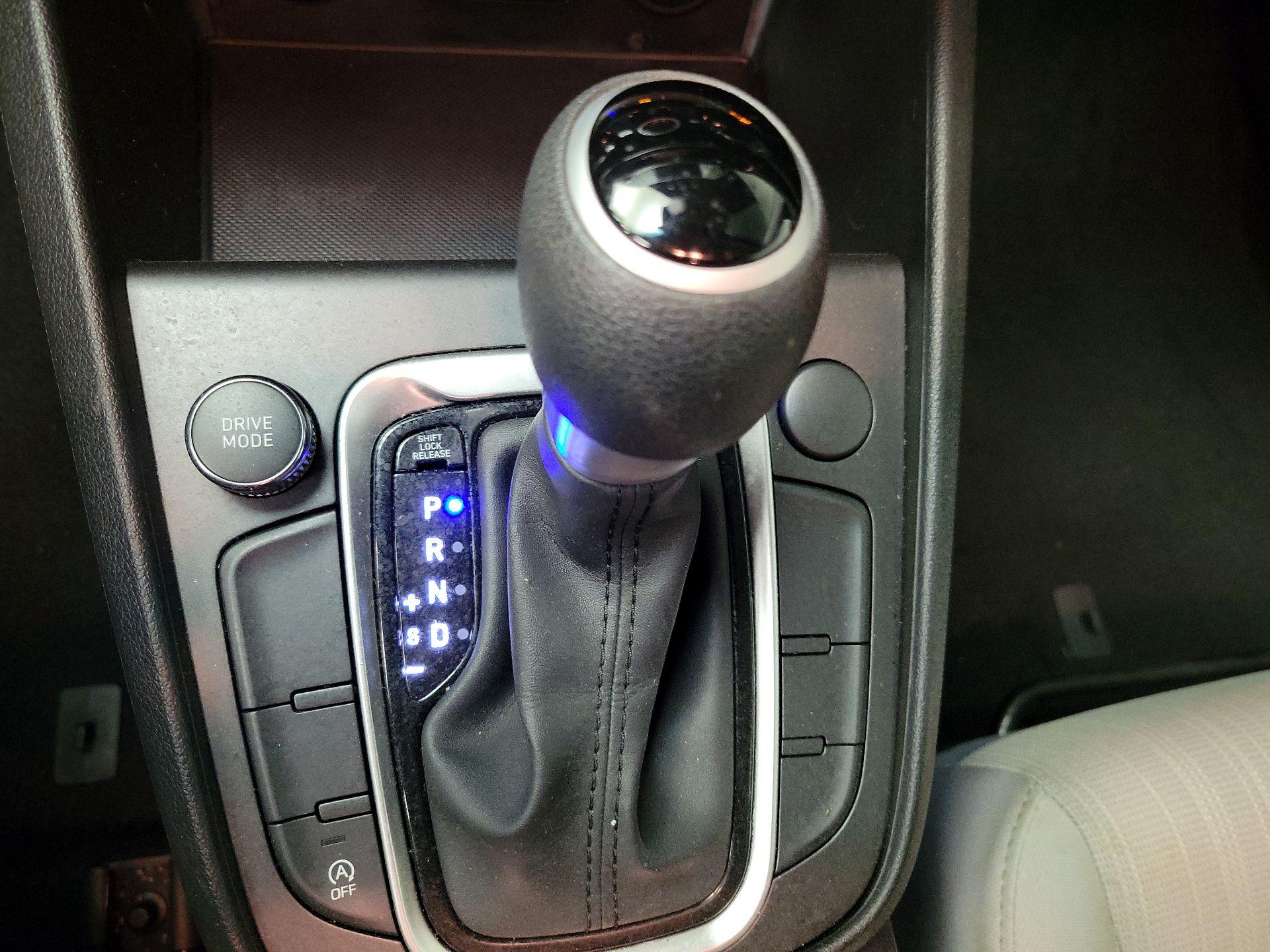 Thumbnail: 2023 Hyundai Kona - 17