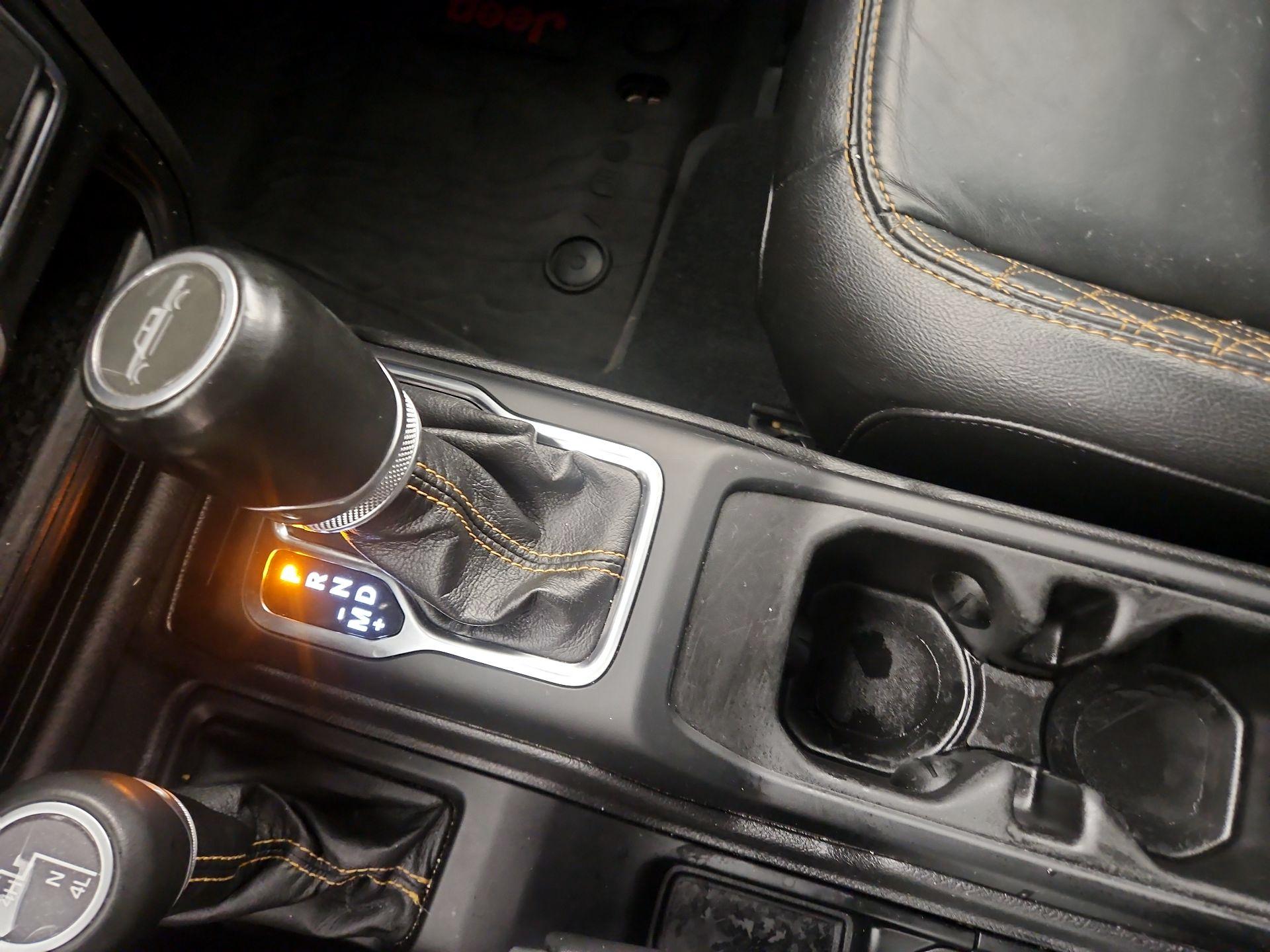 Thumbnail: 2021 Jeep Gladiator - 18