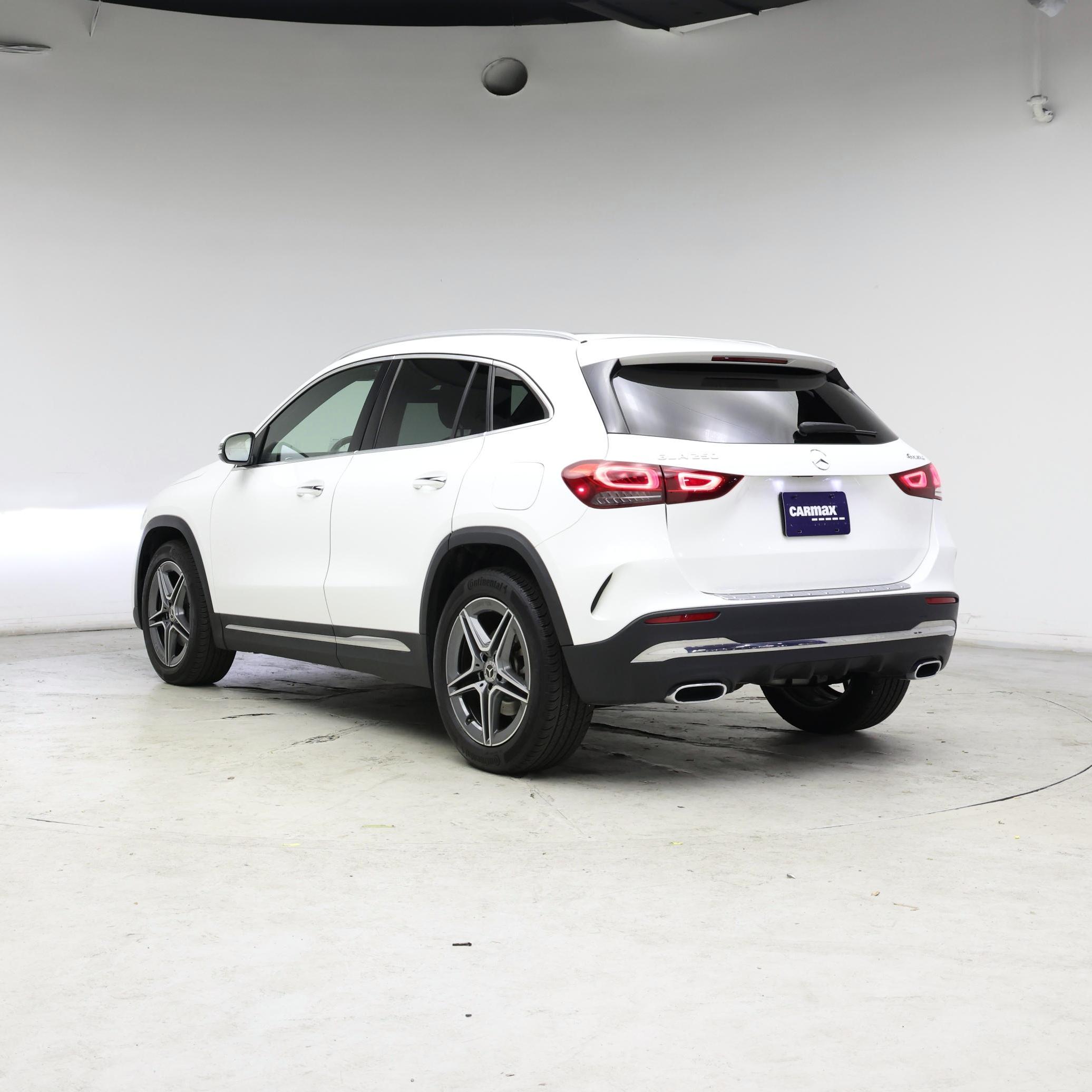 Thumbnail: 2022 Mercedes-Benz GLA - 2