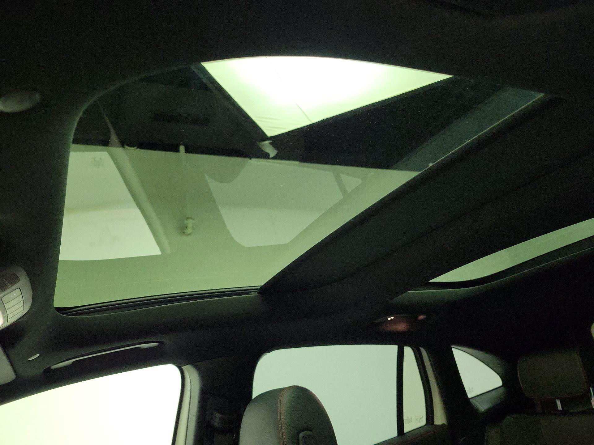 Thumbnail: 2022 Mercedes-Benz GLA - 19