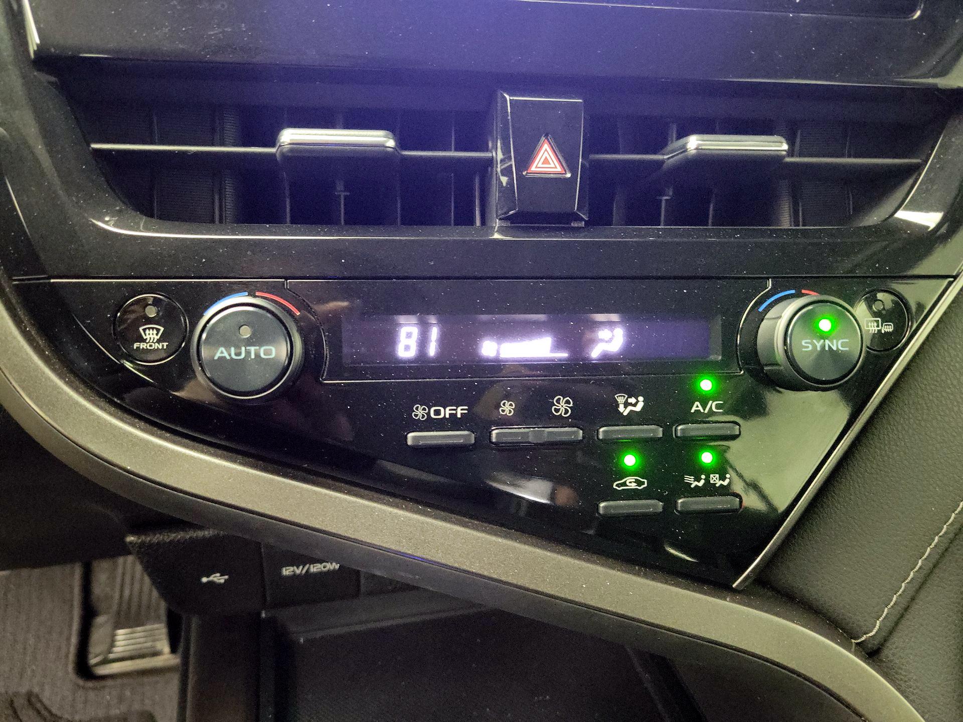 Thumbnail: 2022 Toyota Camry - 16