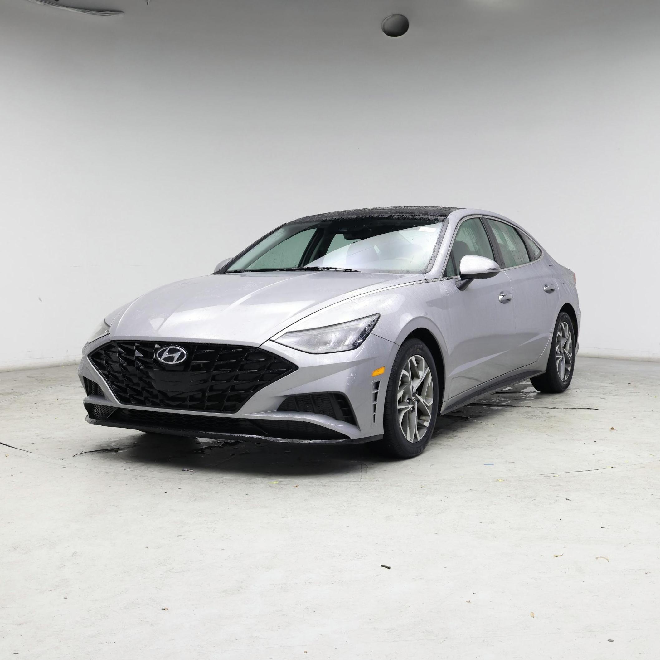 Thumbnail: 2023 Hyundai Sonata - 4