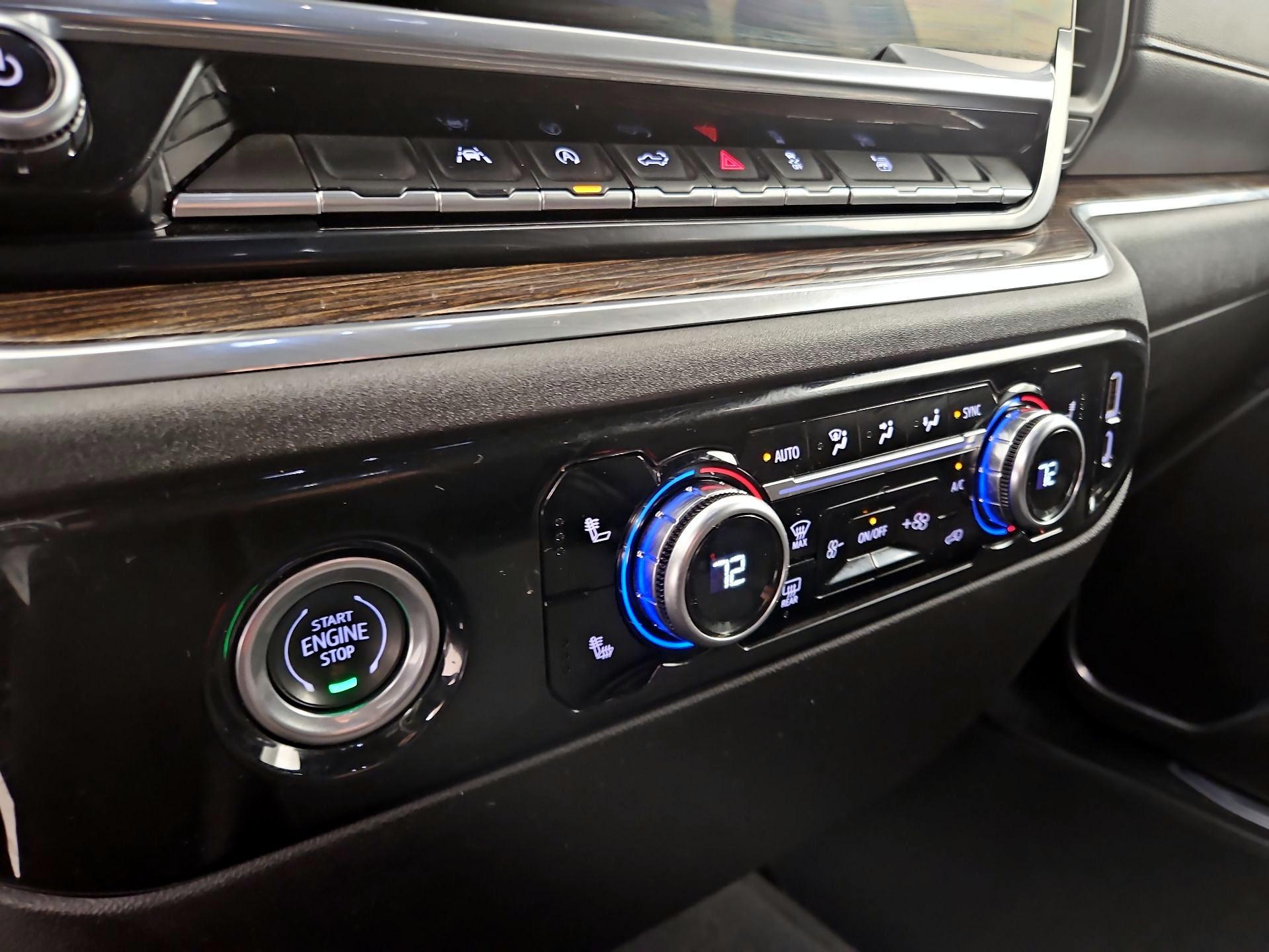 Thumbnail: 2023 GMC Sierra 1500 - 16