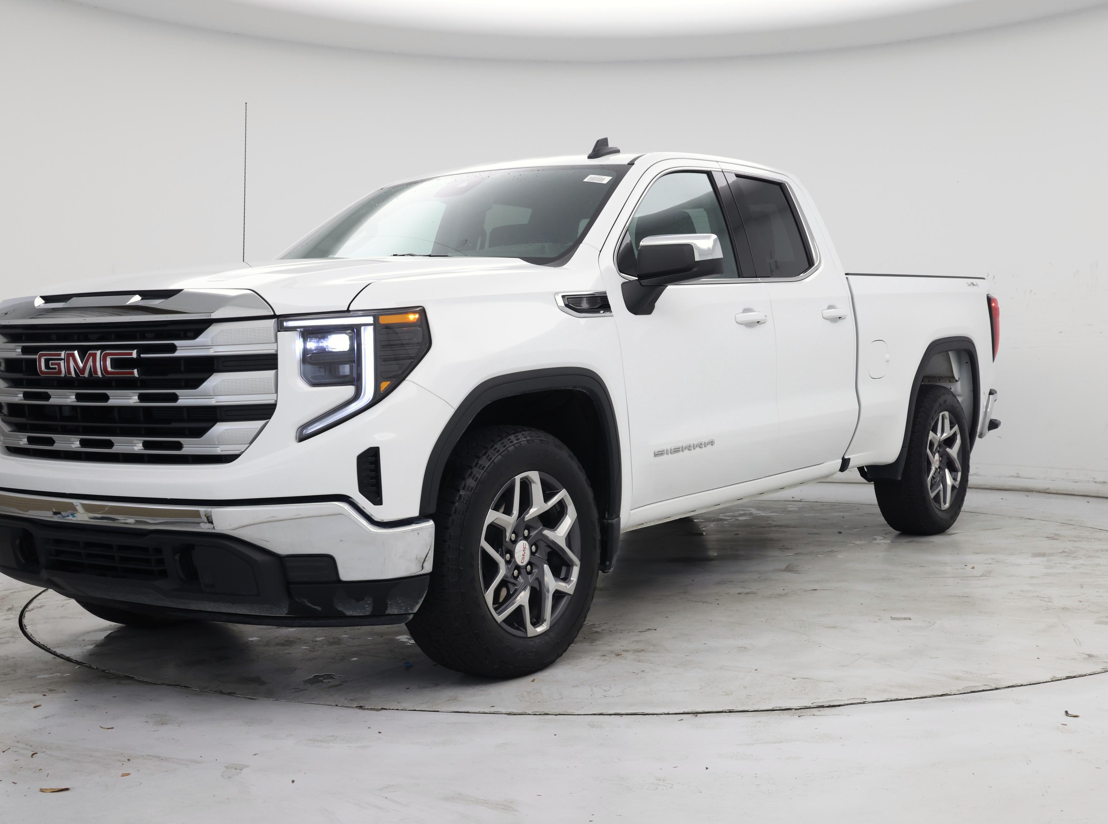 Thumbnail: 2023 GMC Sierra 1500 - 4