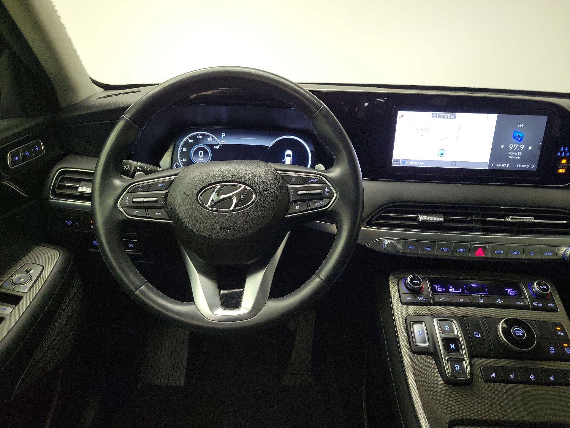 Thumbnail: 2022 Hyundai Palisade - 10