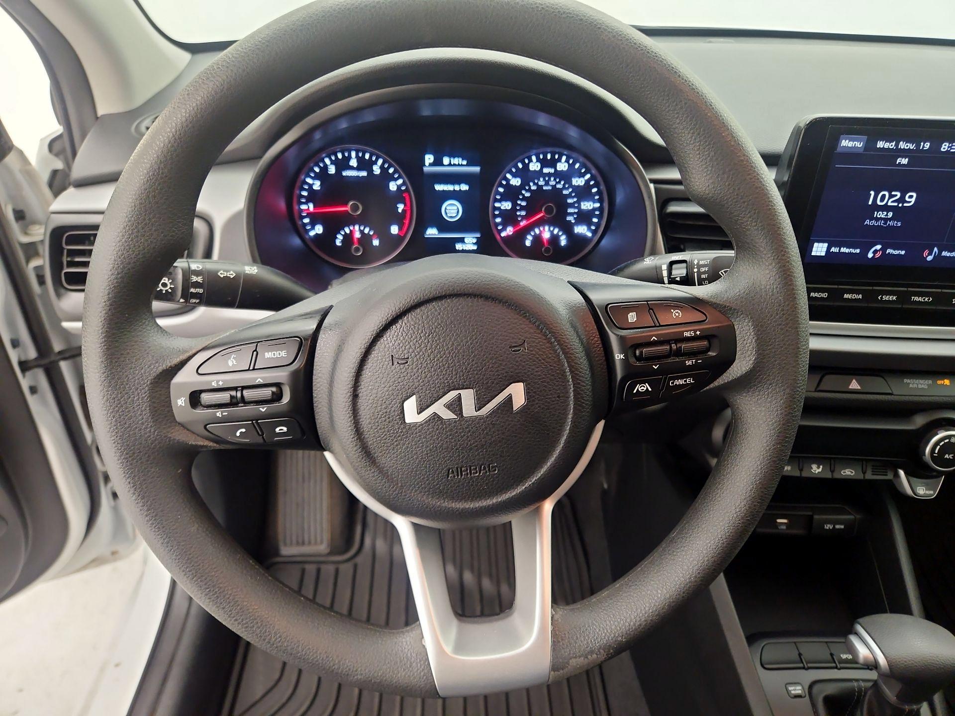 Thumbnail: 2023 Kia Rio - 10