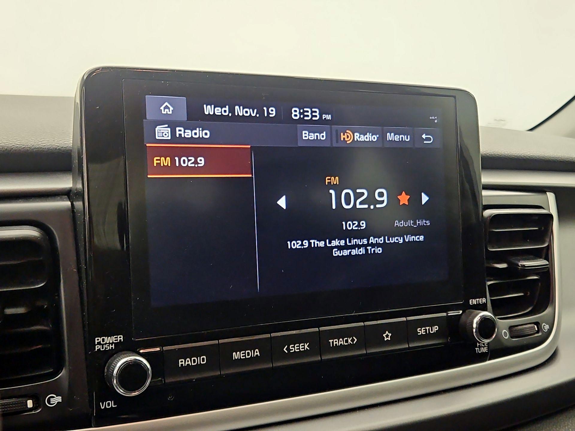 Thumbnail: 2023 Kia Rio - 15