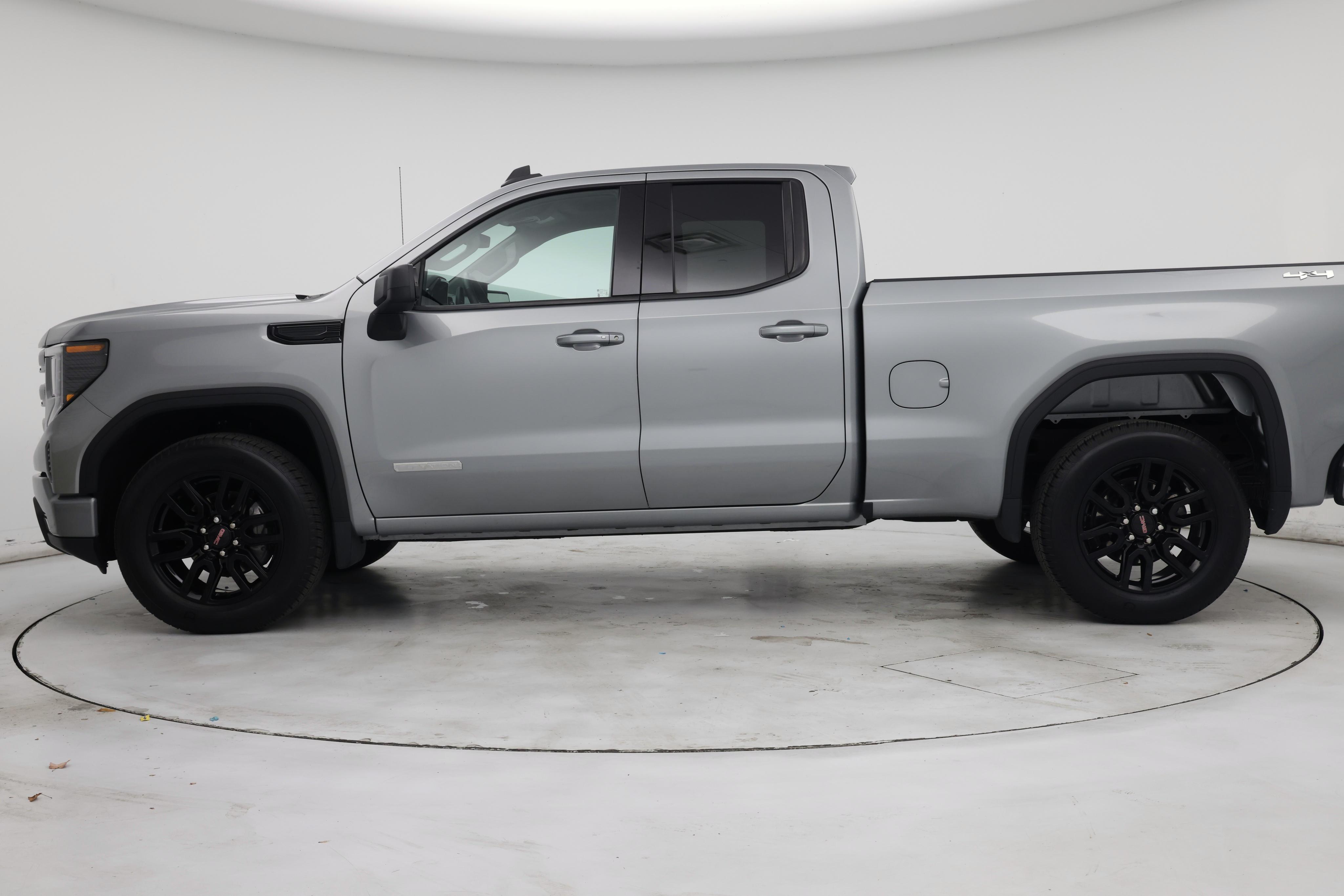 Thumbnail: 2023 GMC Sierra 1500 - 3