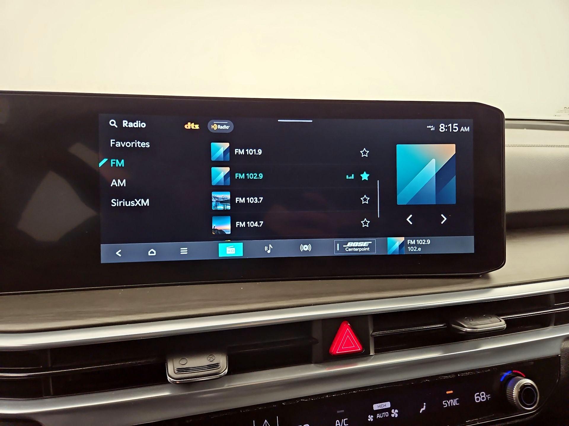 Thumbnail: 2024 Kia Sorento - 16