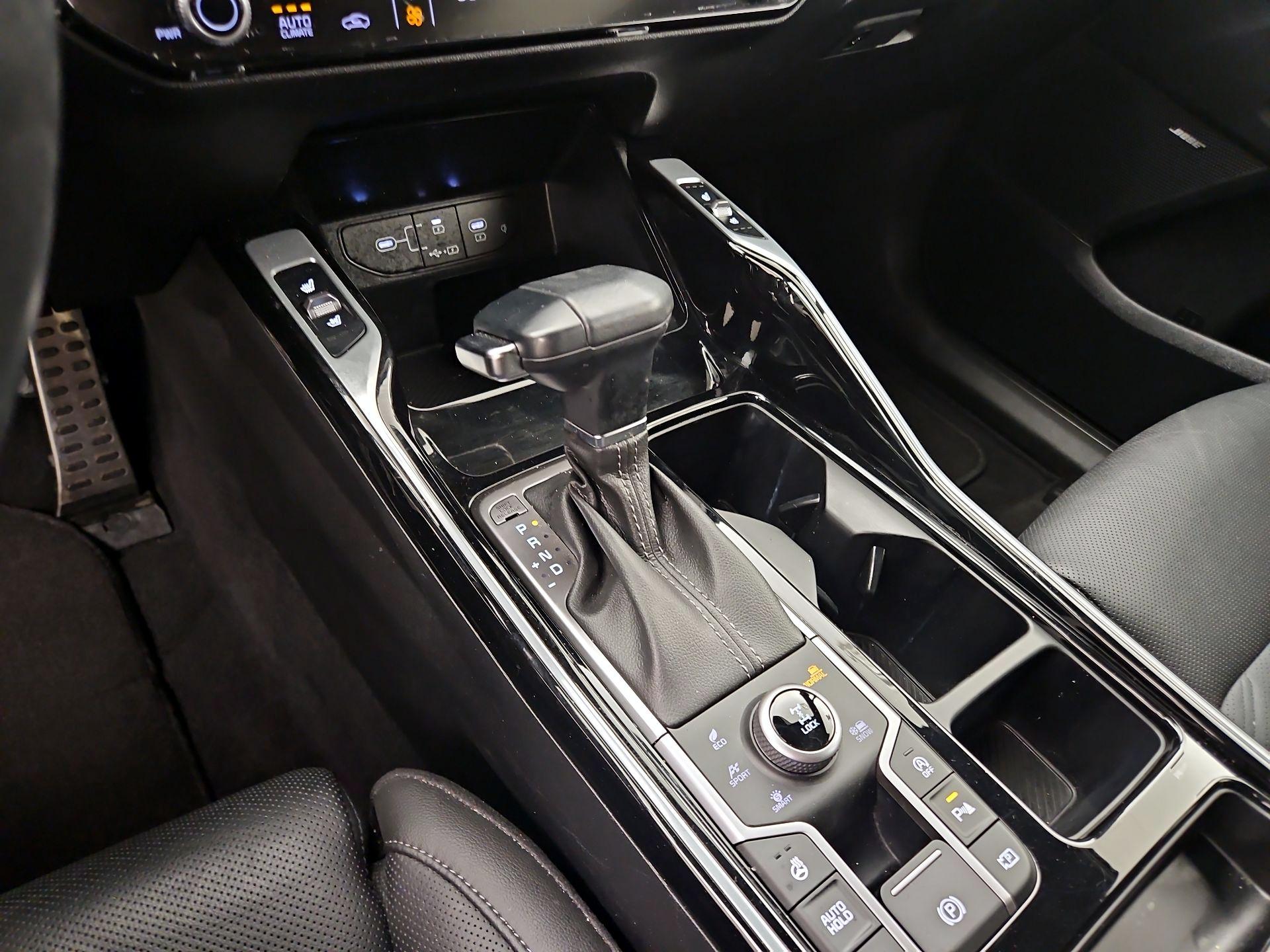 Thumbnail: 2024 Kia Sorento - 18