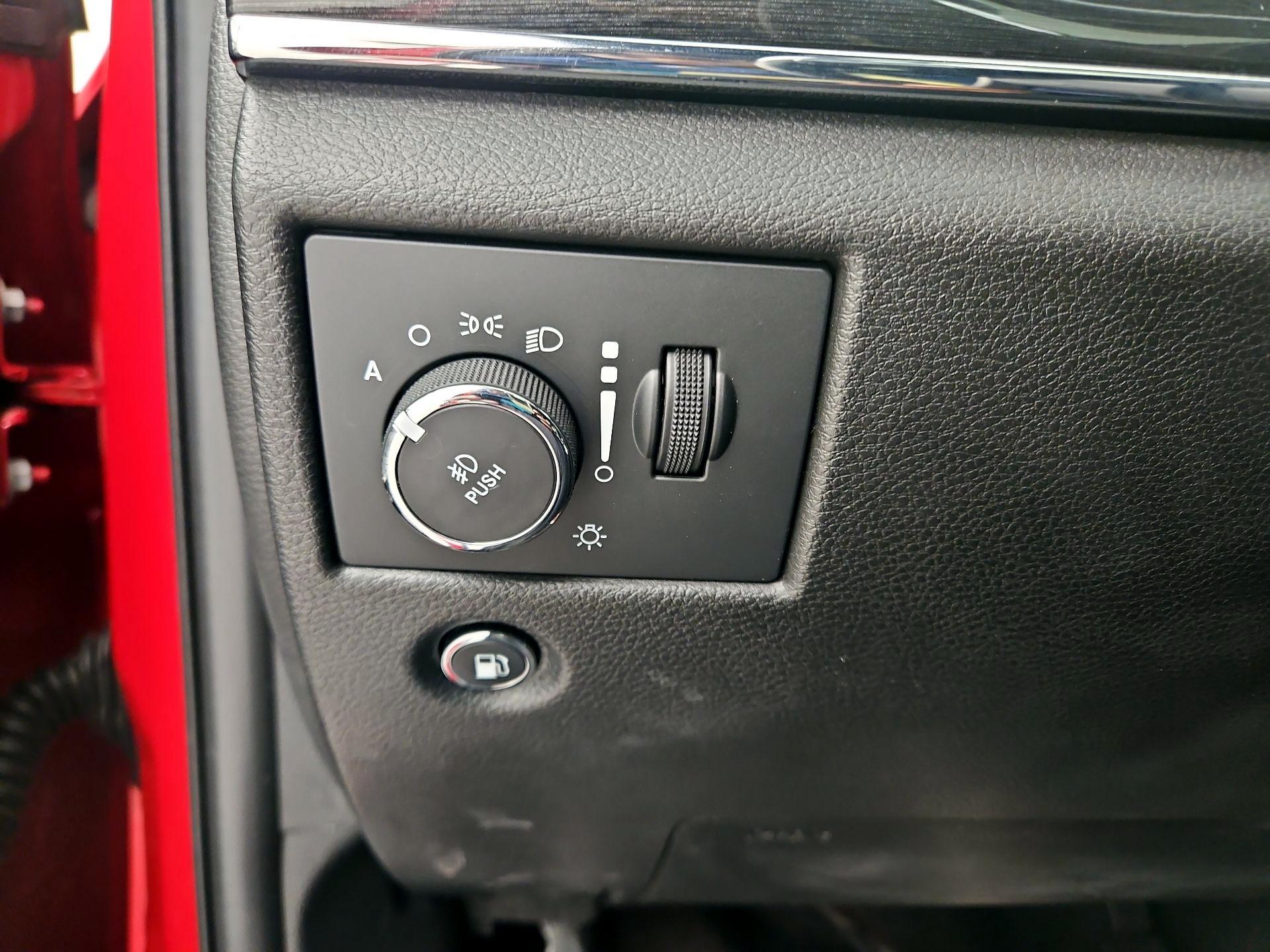 Thumbnail: 2021 Jeep Grand Cherokee - 13