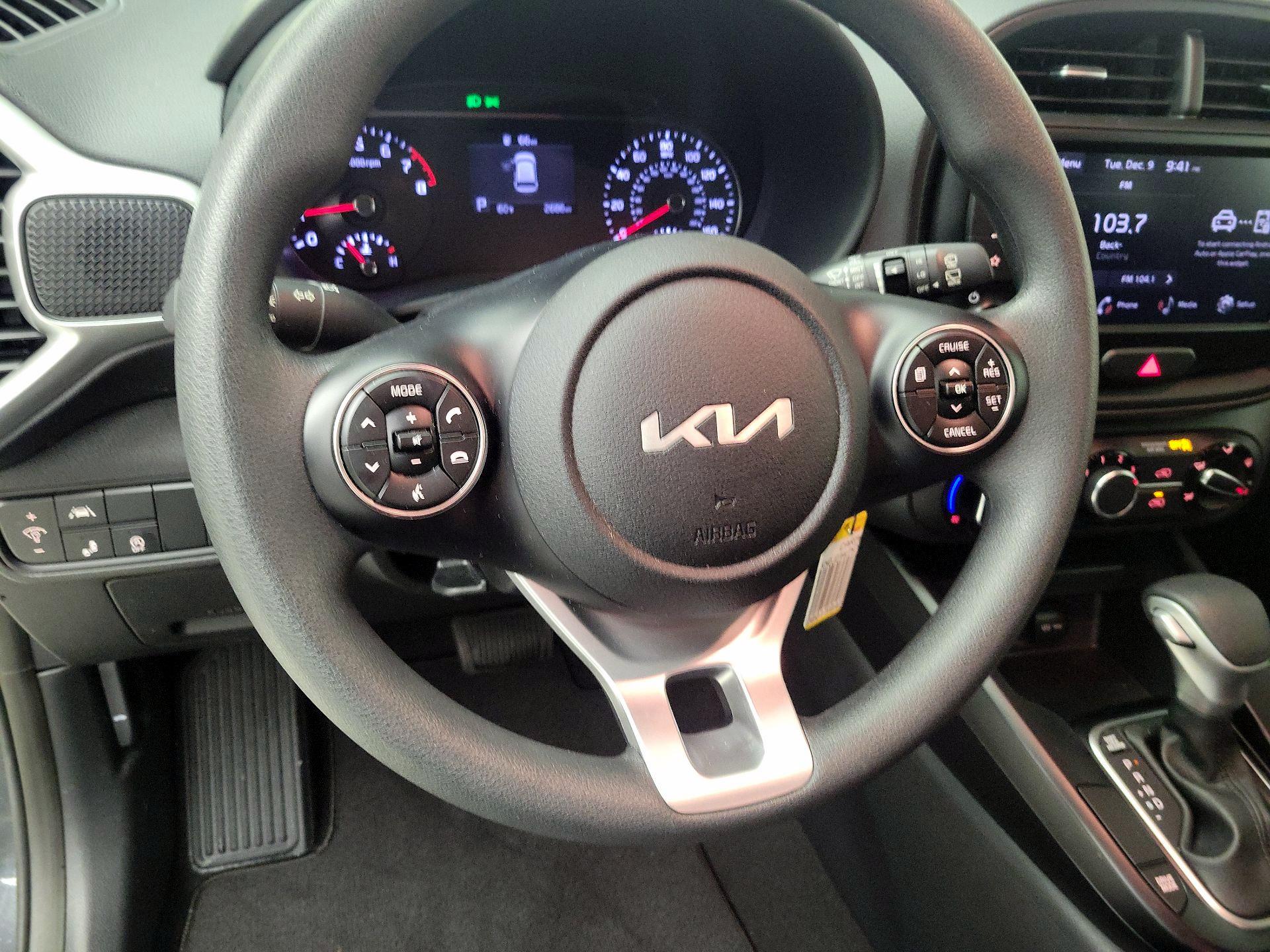 Thumbnail: 2022 Kia Soul - 10