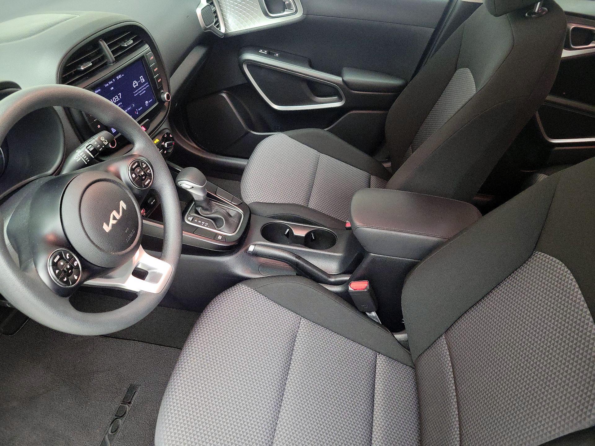 Thumbnail: 2022 Kia Soul - 11