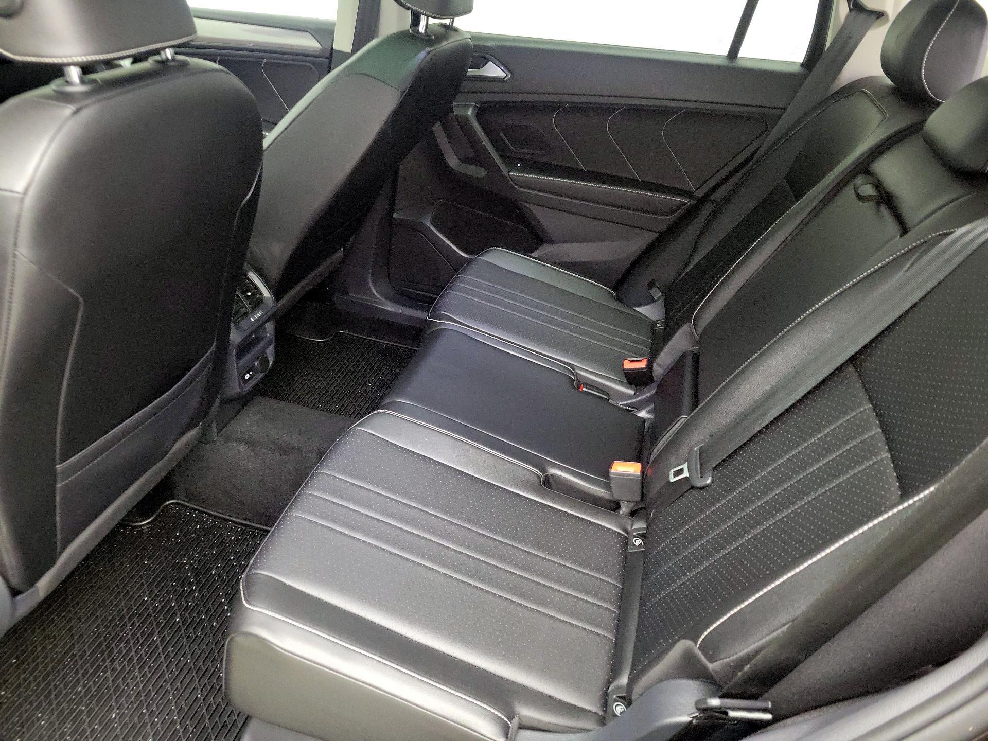 Thumbnail: 2022 Volkswagen Tiguan - 20