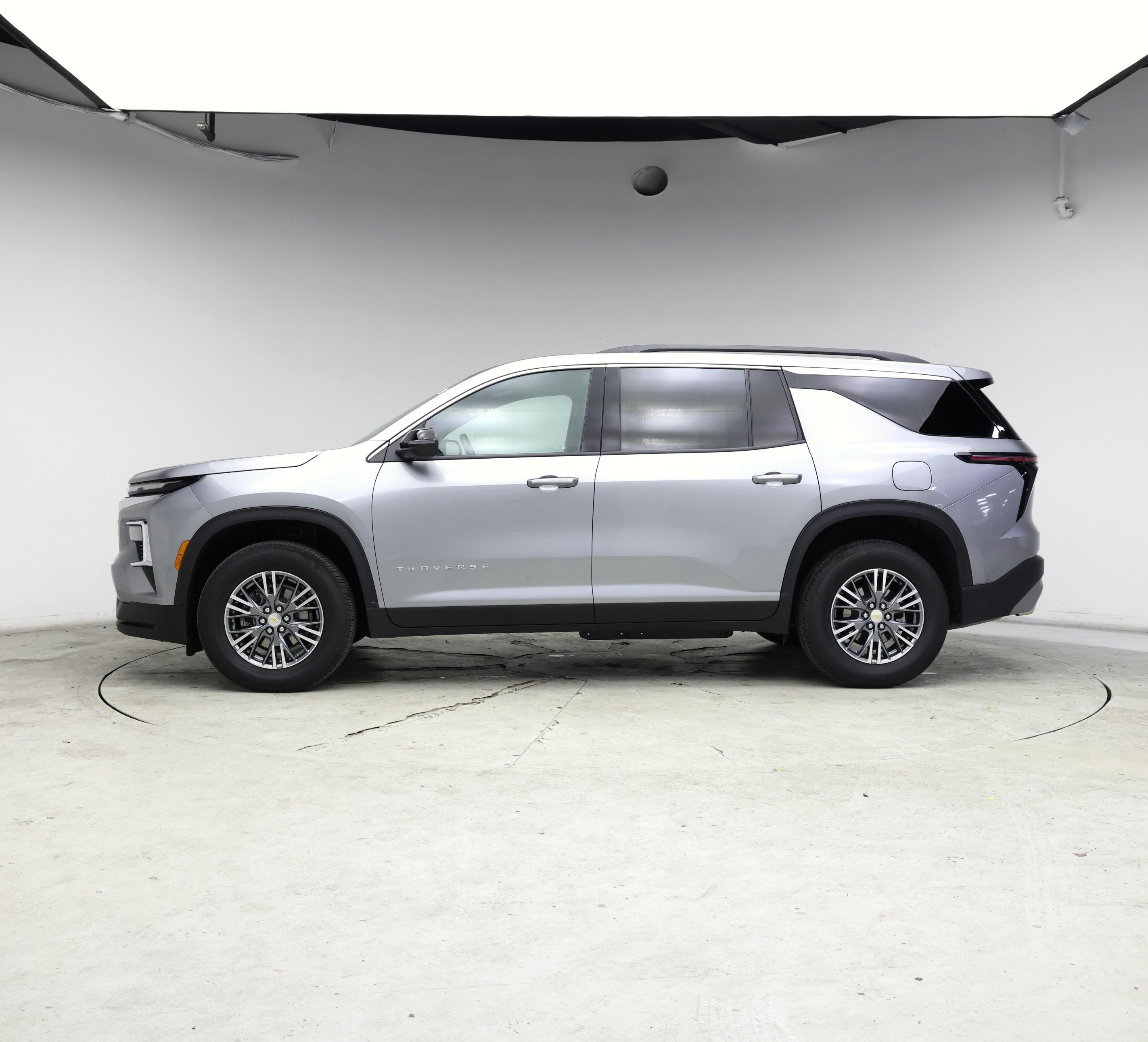 Thumbnail: 2025 Chevrolet Traverse - 3