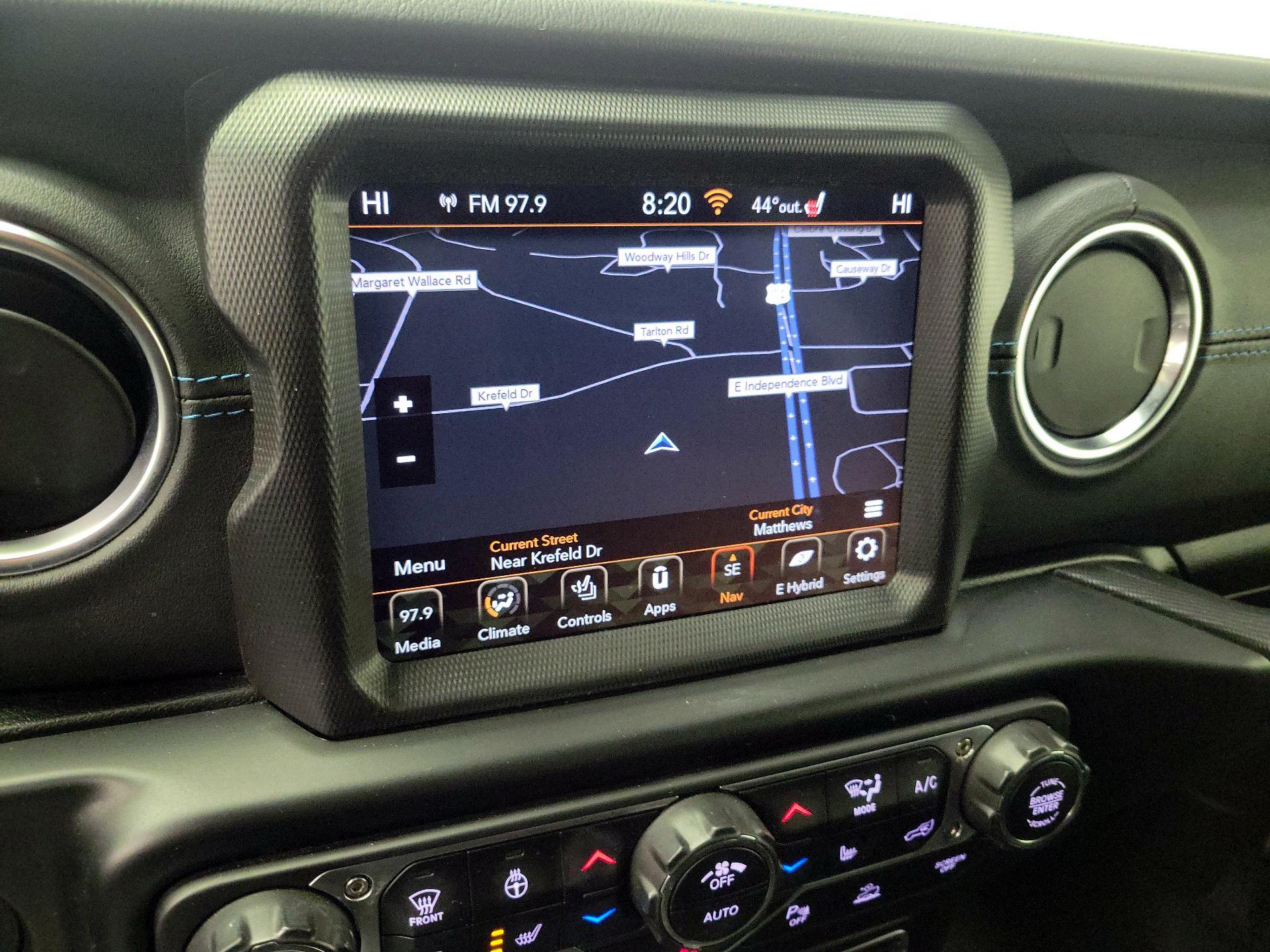 Thumbnail: 2021 Jeep Wrangler - 14