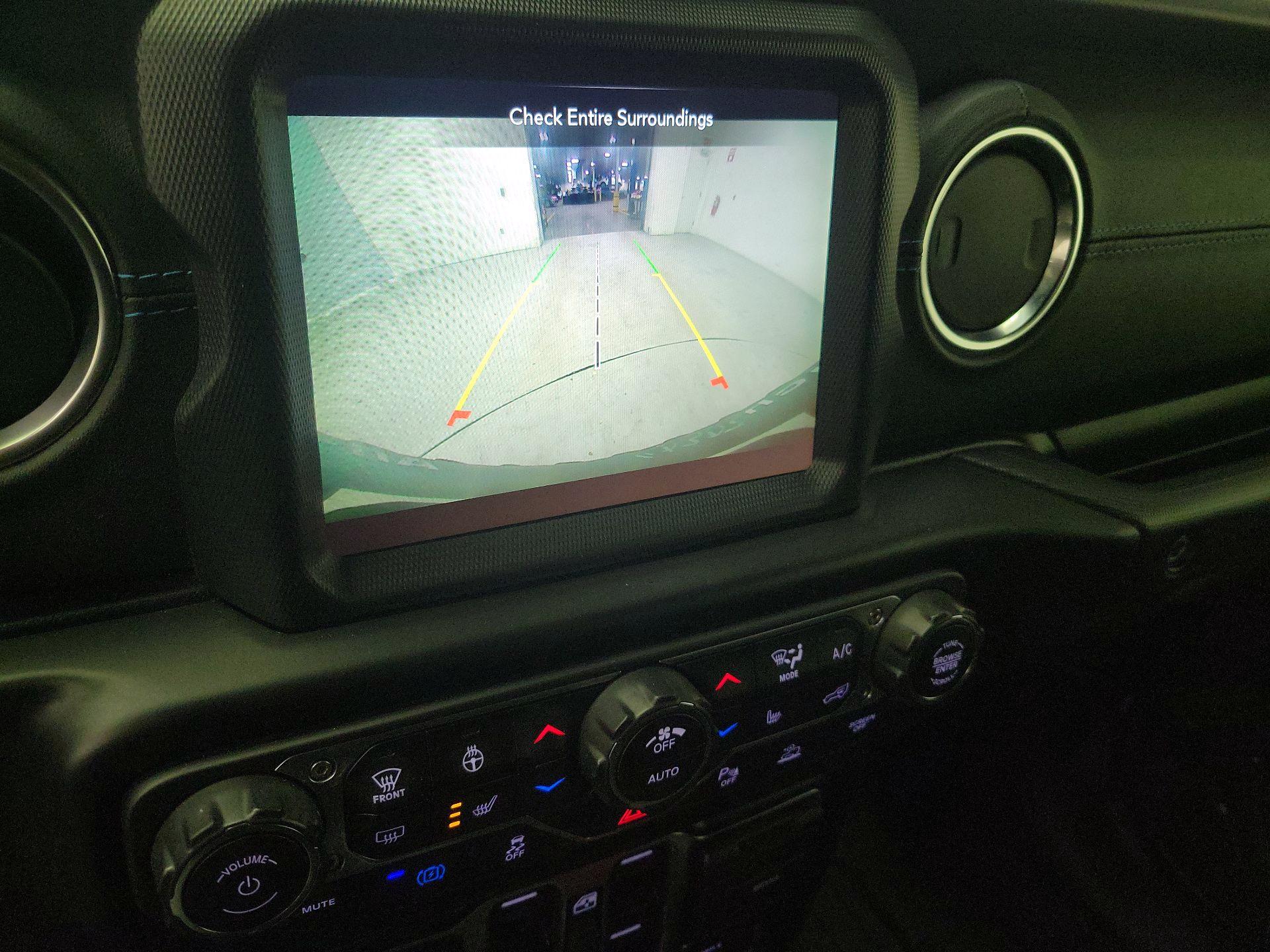 Thumbnail: 2021 Jeep Wrangler - 15