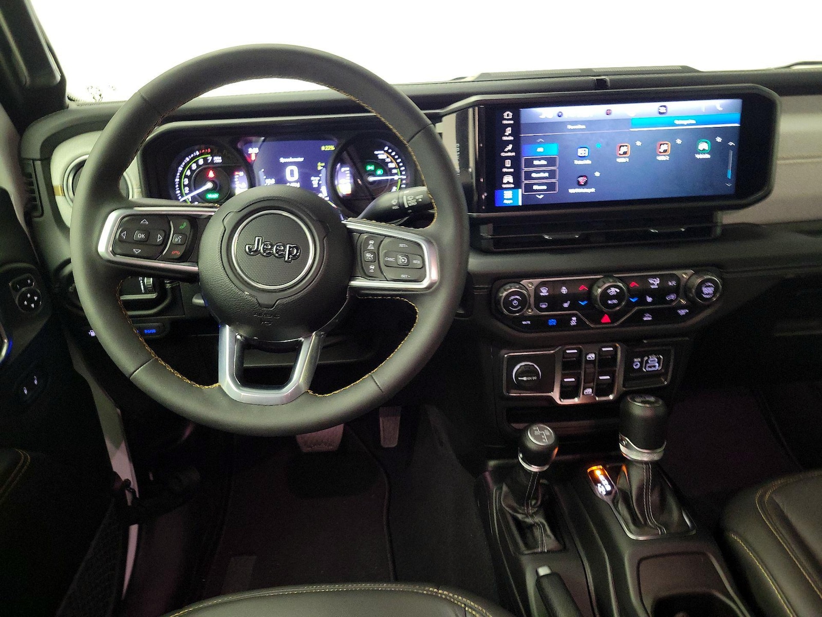 2024 Jeep Wrangler 4xe Sahara 4XE - Photo 11