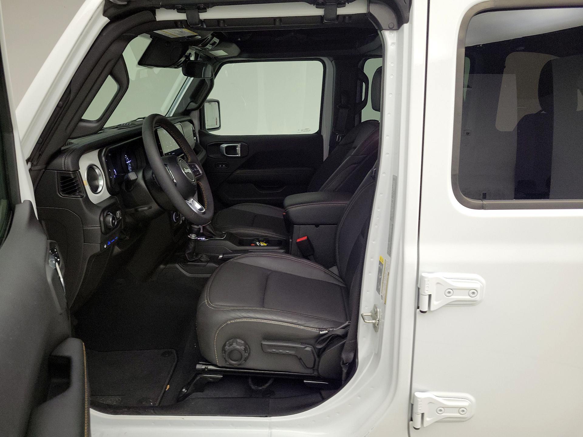 Thumbnail: 2024 Jeep Wrangler - 11