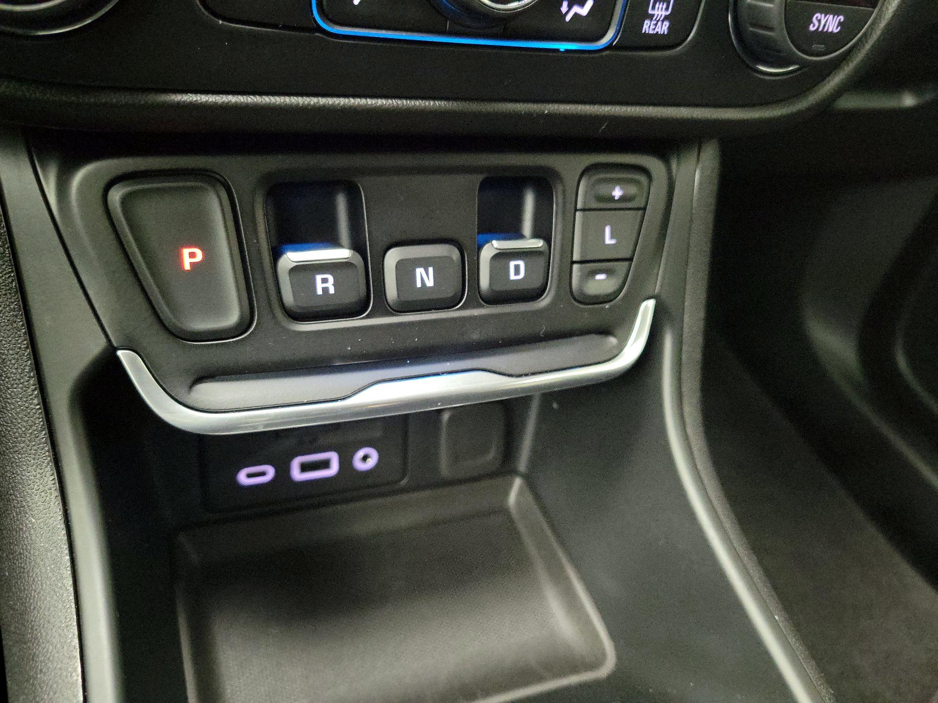 Thumbnail: 2021 GMC Terrain - 17