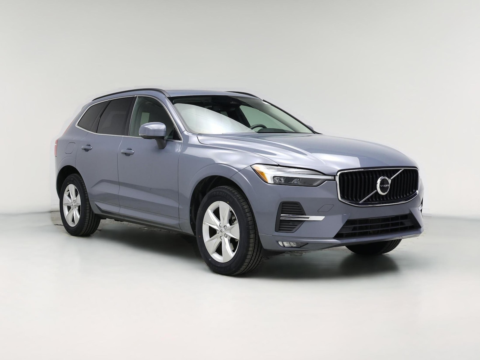 2022 Volvo XC60 Momentum