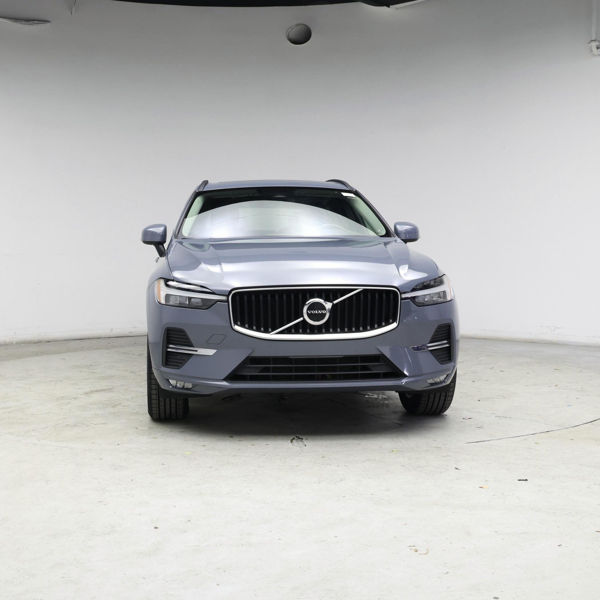 Thumbnail: 2022 Volvo XC60 - 5