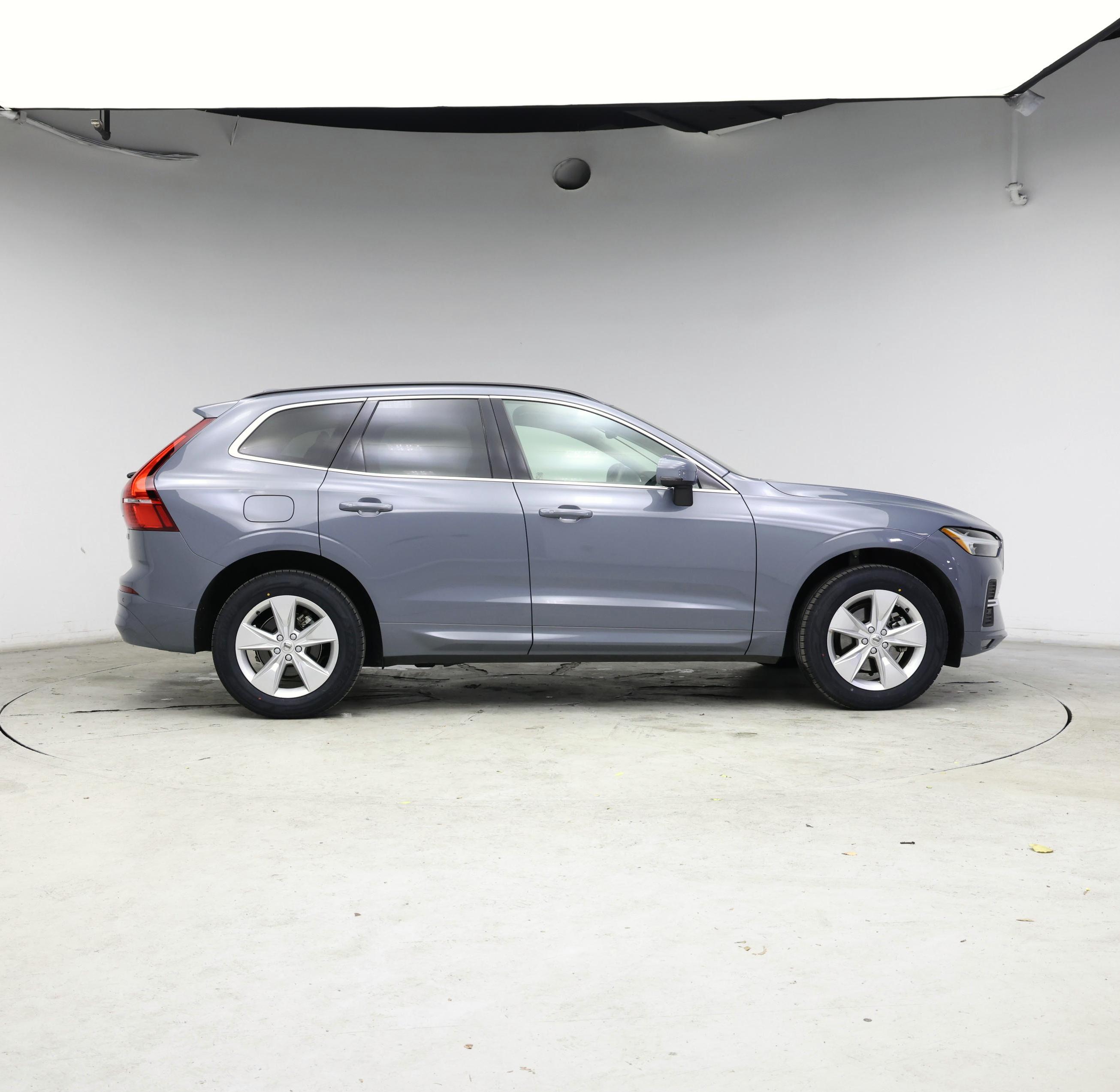 Thumbnail: 2022 Volvo XC60 - 7