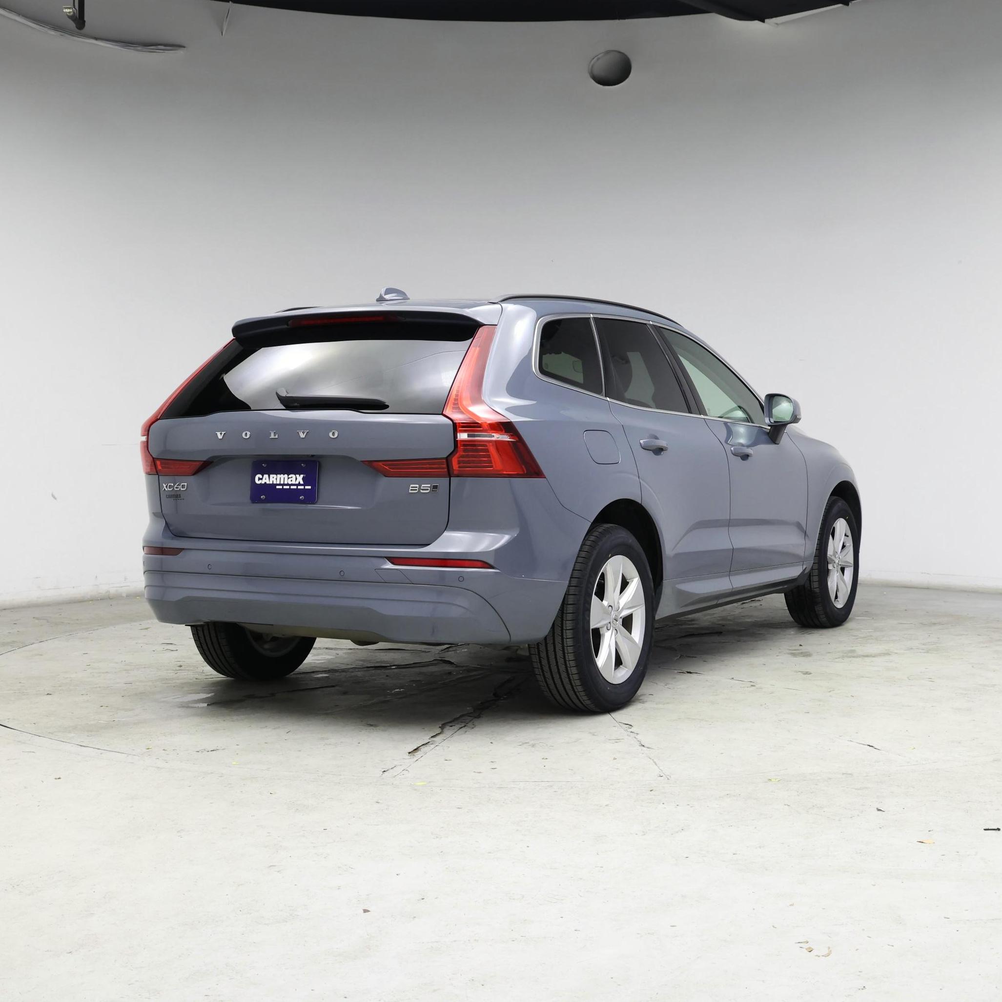 Thumbnail: 2022 Volvo XC60 - 8