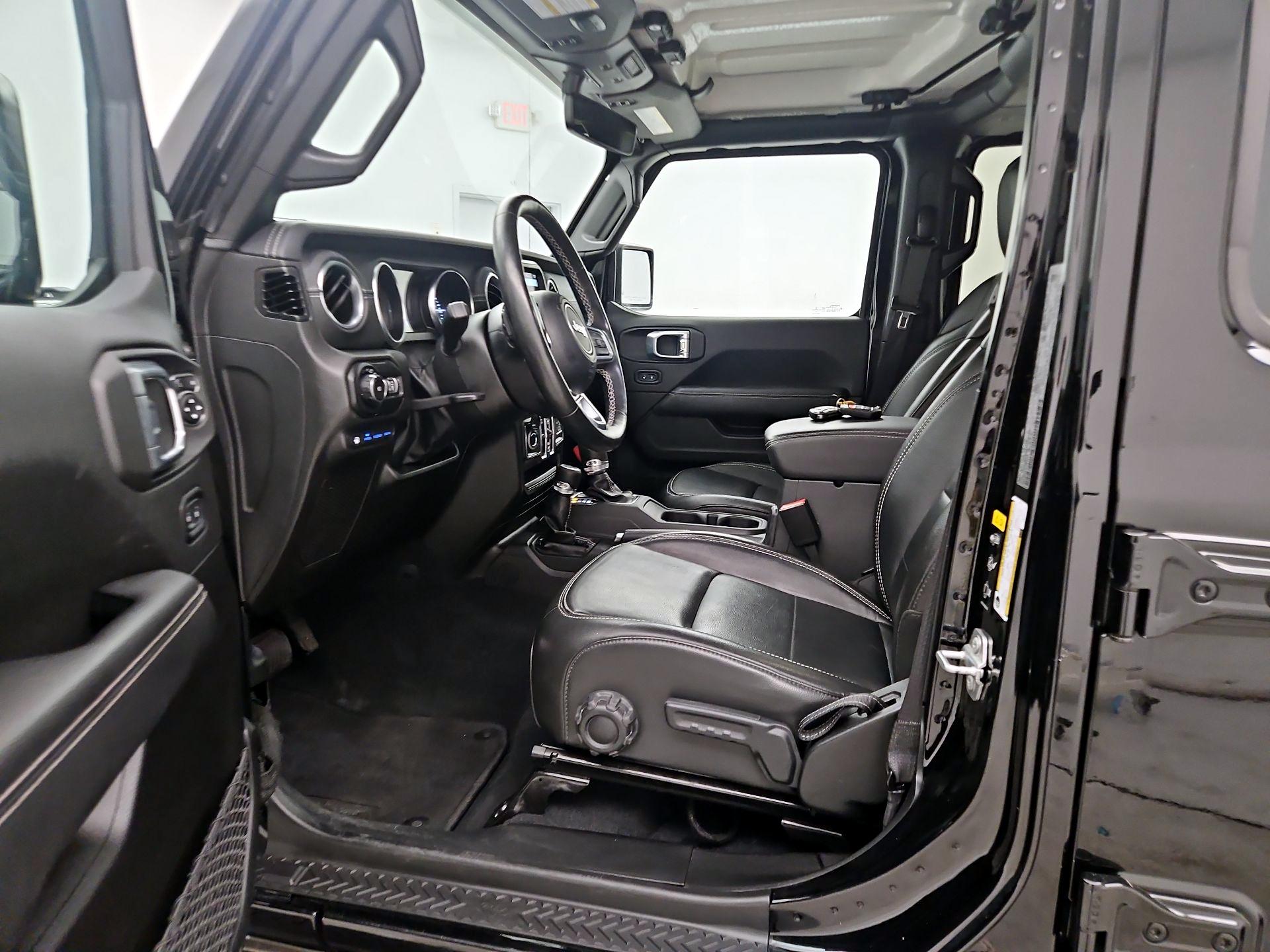 Thumbnail: 2022 Jeep Wrangler - 9