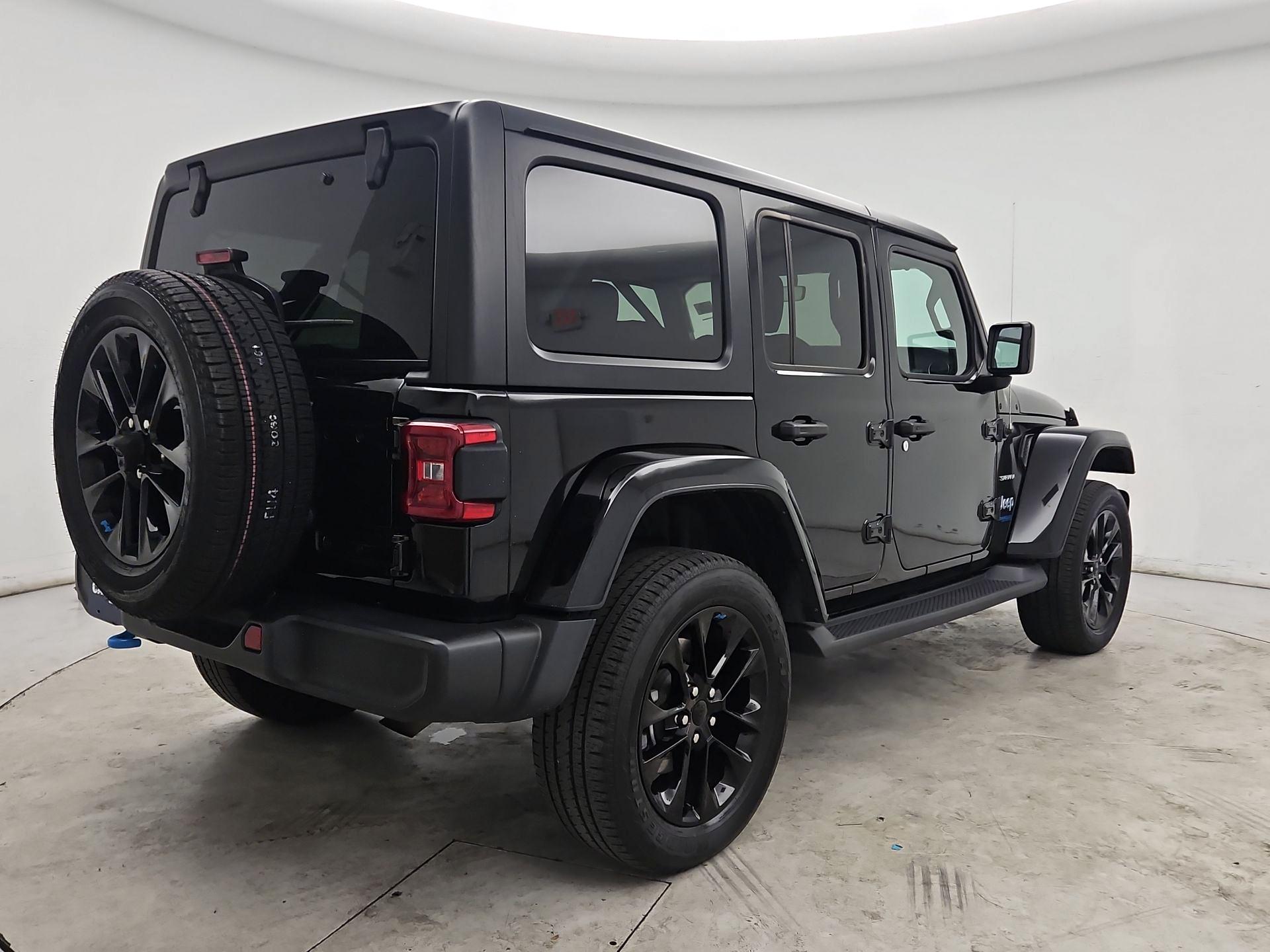 Thumbnail: 2022 Jeep Wrangler - 5